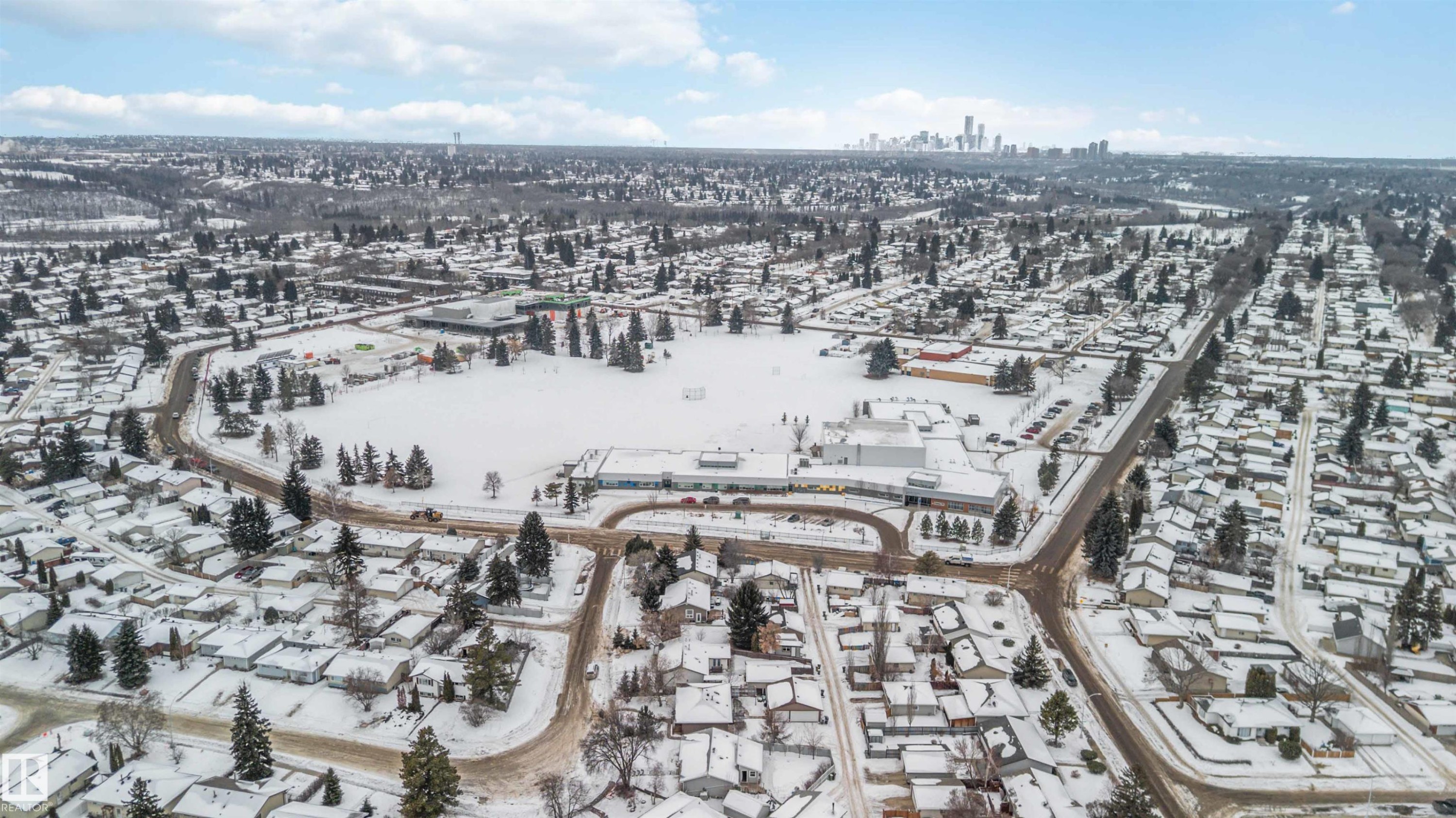 11306 32 Street, Edmonton, AB - Outdoor With View