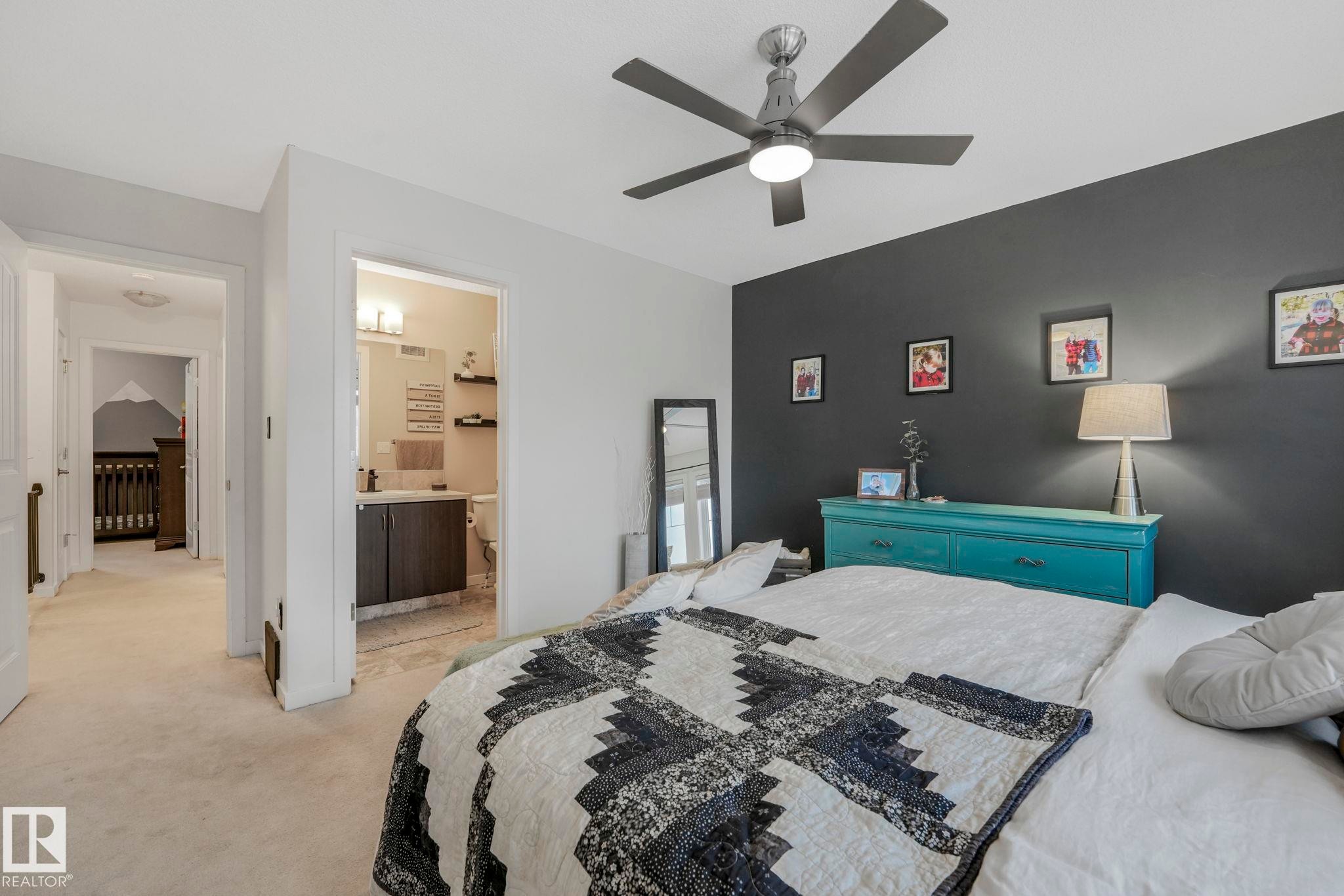 7220 20 Avenue, Edmonton, AB - Indoor Photo Showing Bedroom