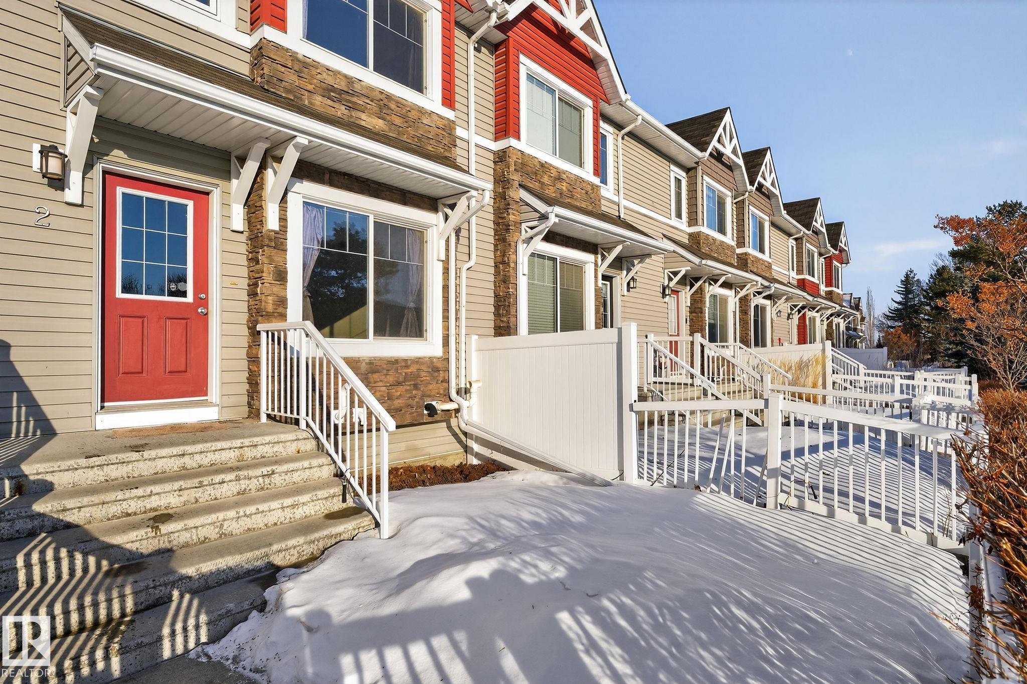 Edmonton, AB - Outdoor