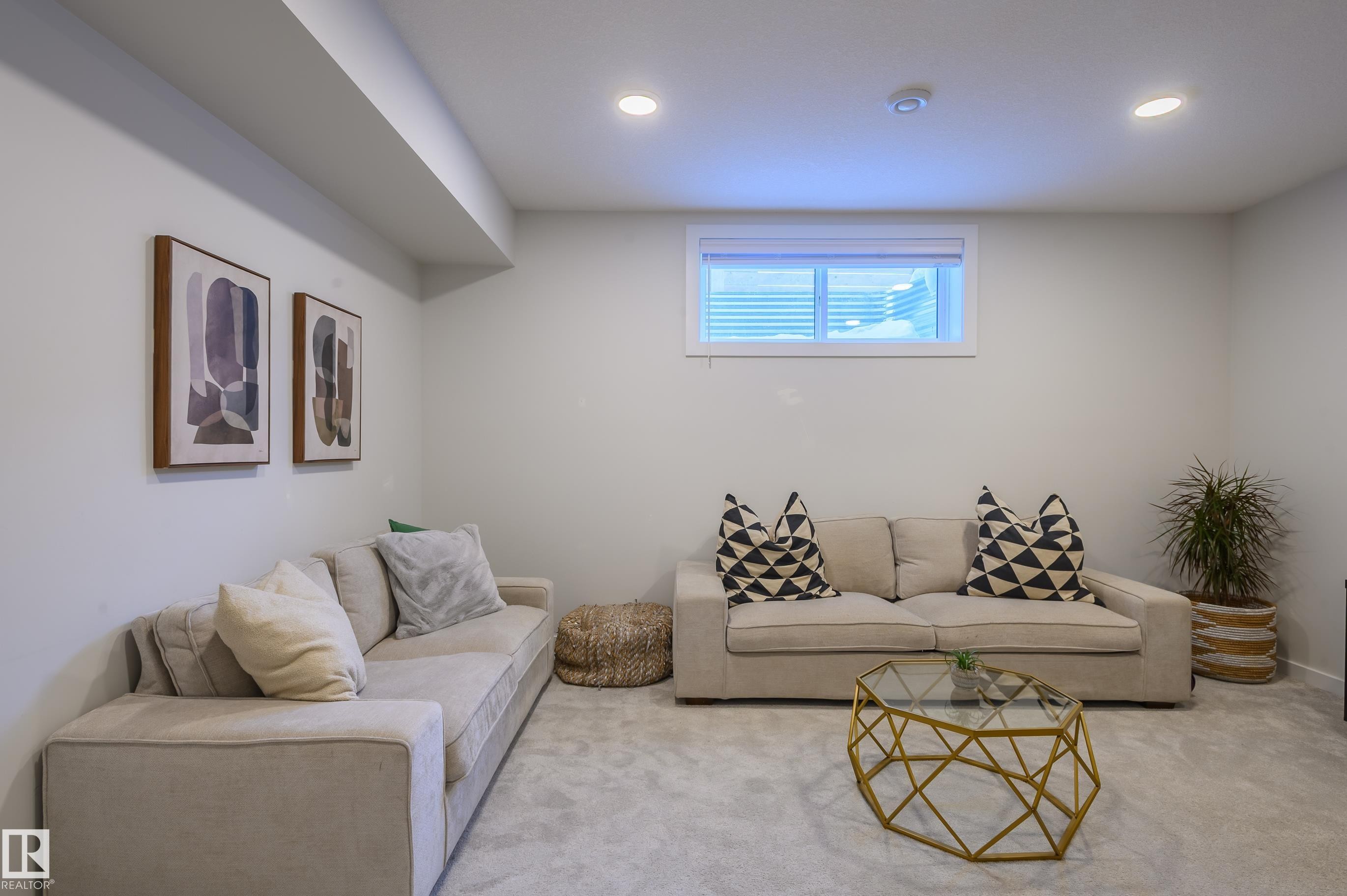 37 Rhea Crescent, St. Albert, AB - Indoor