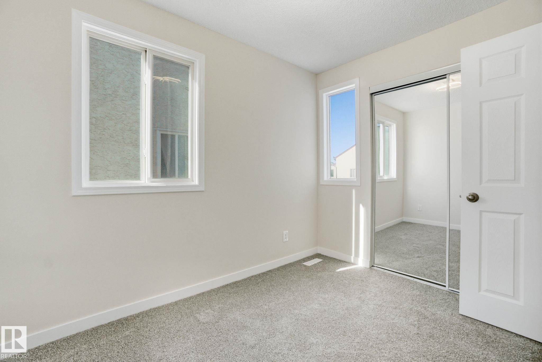 71 Lancaster Terrace, Edmonton, AB - Indoor Photo Showing Other Room