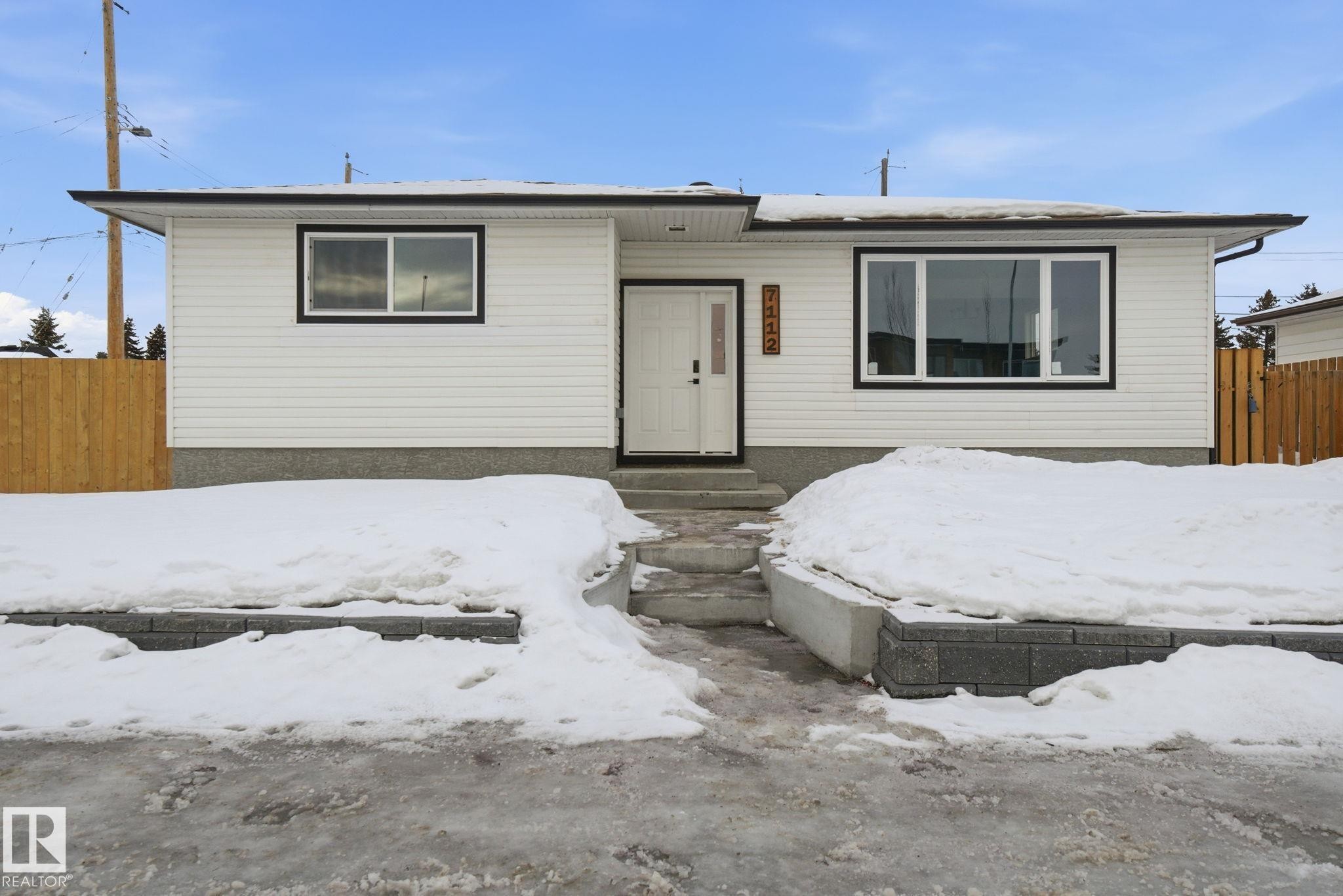 View of front of home - 7112 132 Avenue, Edmonton, AB - Outdoor With Exterior