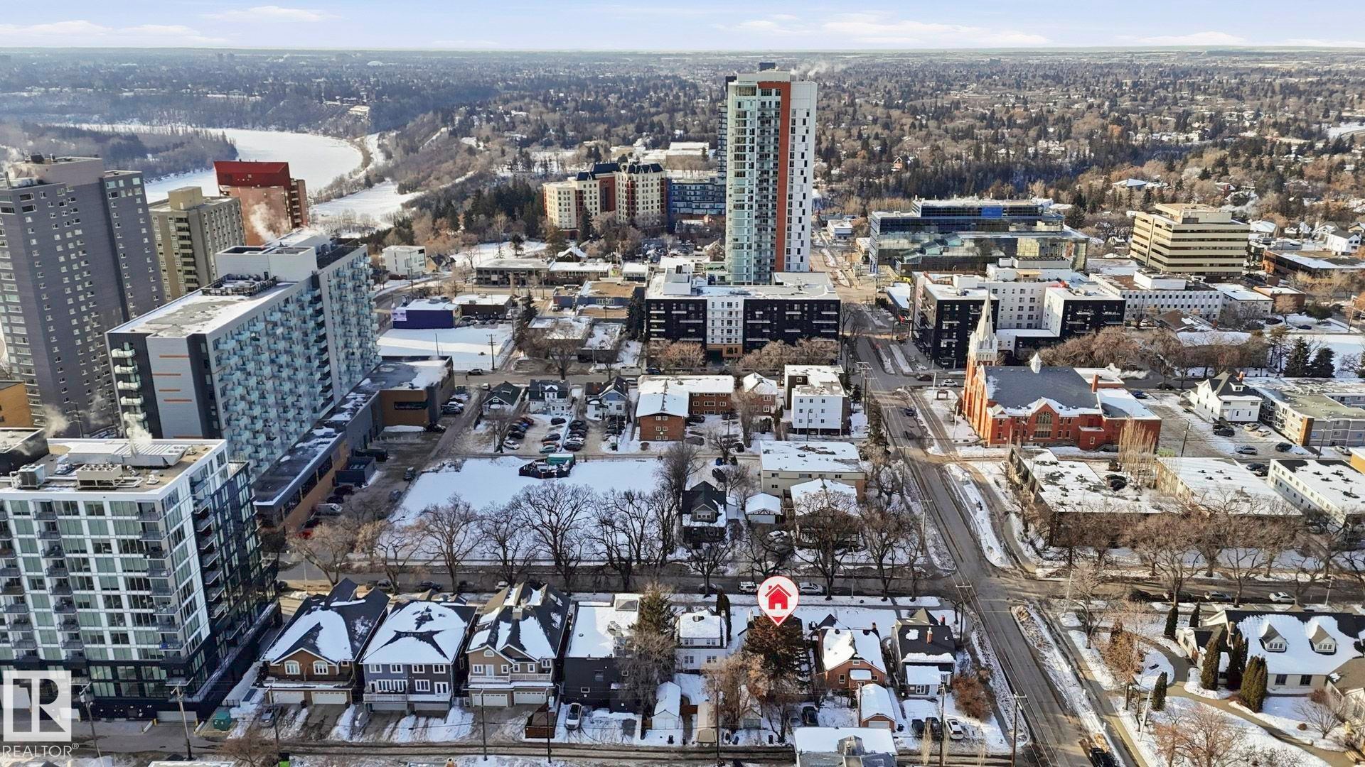 10149 122 Street, Edmonton, AB - Outdoor With View