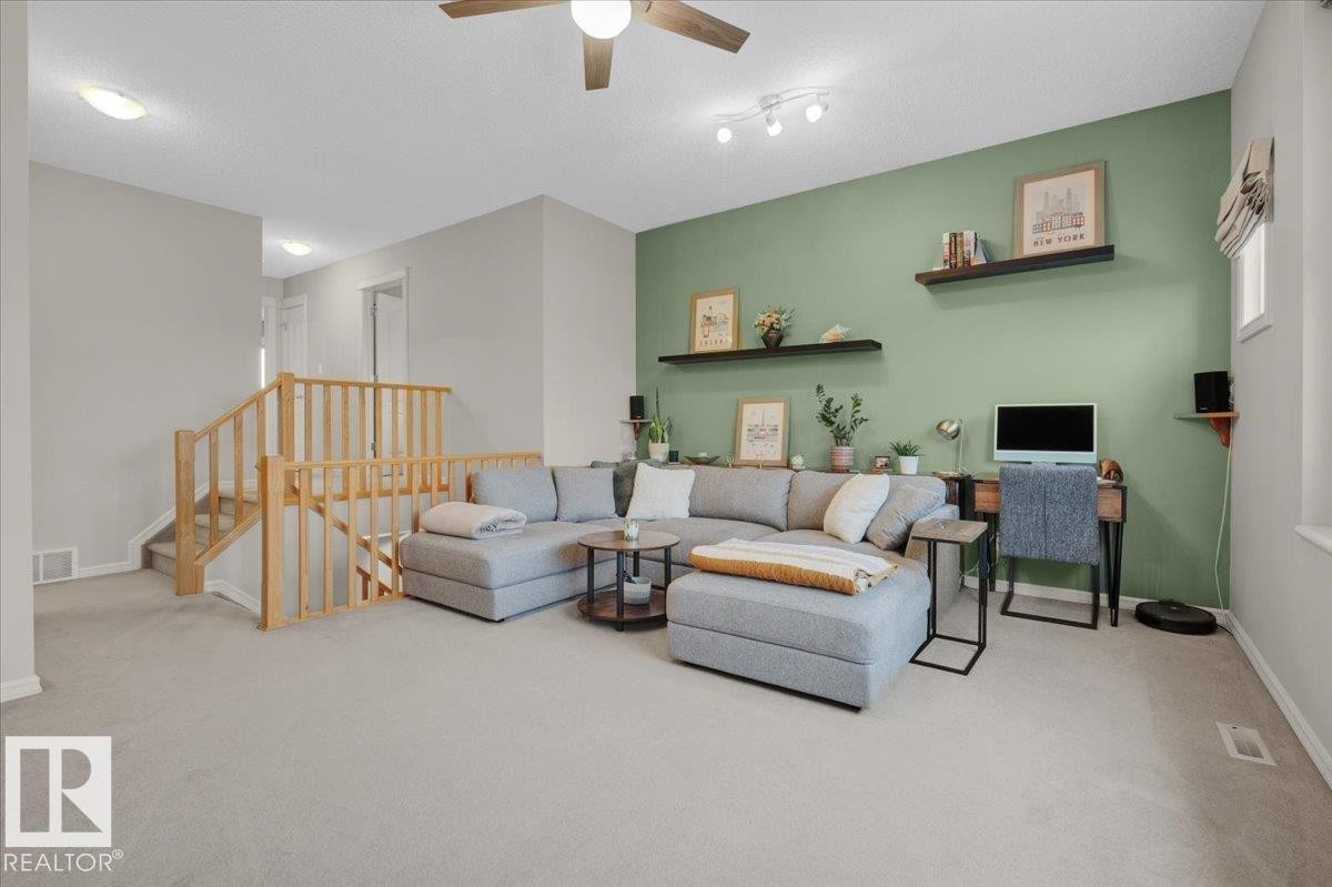 21933 94A Avenue, Edmonton, AB - Indoor