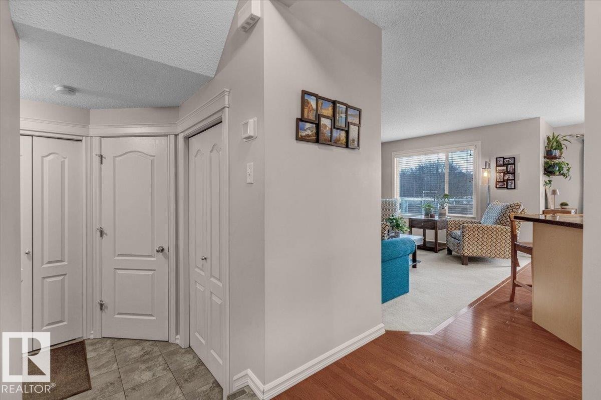 21933 94A Avenue, Edmonton, AB - Indoor Photo Showing Other Room