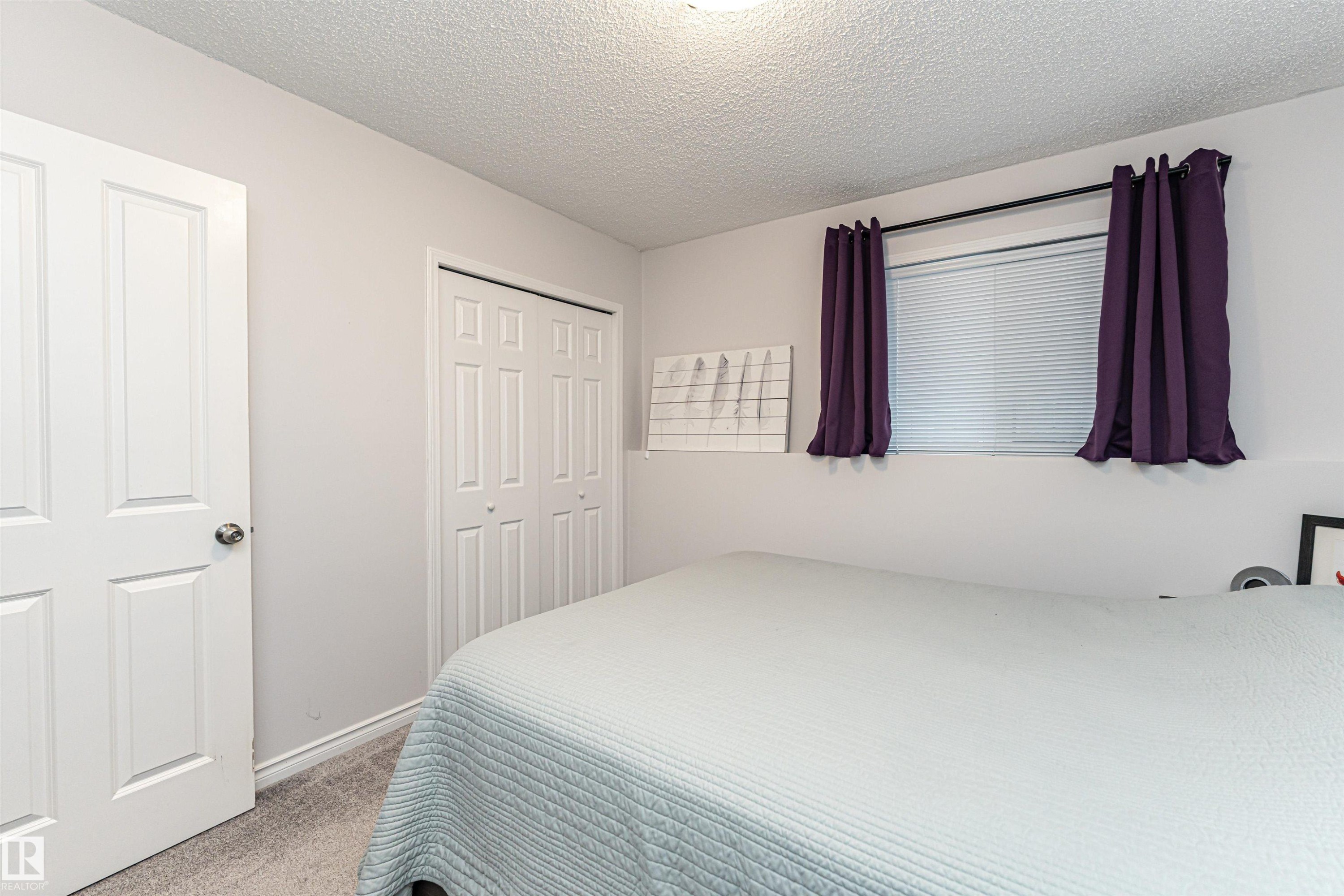 5755 161 Avenue, Edmonton, AB - Indoor Photo Showing Bedroom