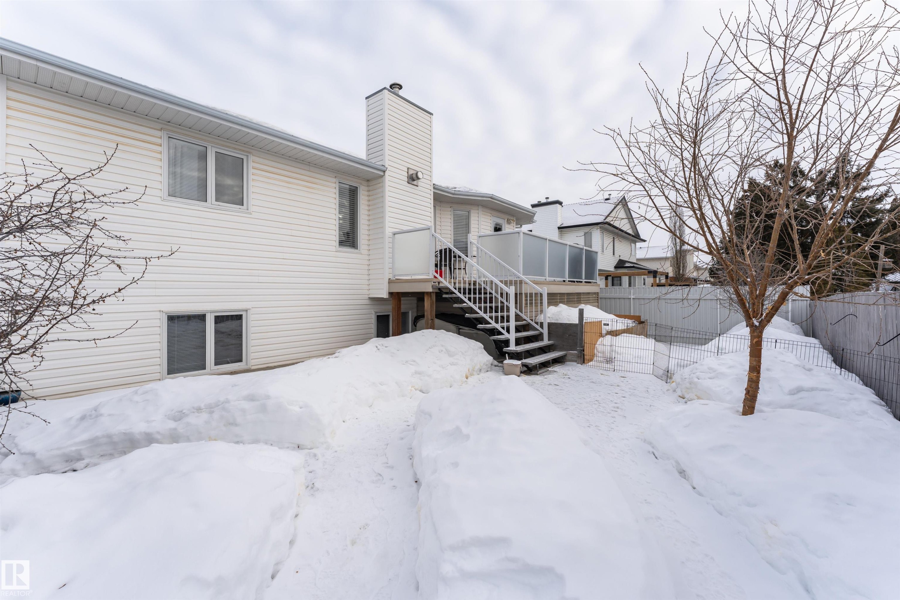 5755 161 Avenue, Edmonton, AB - Outdoor