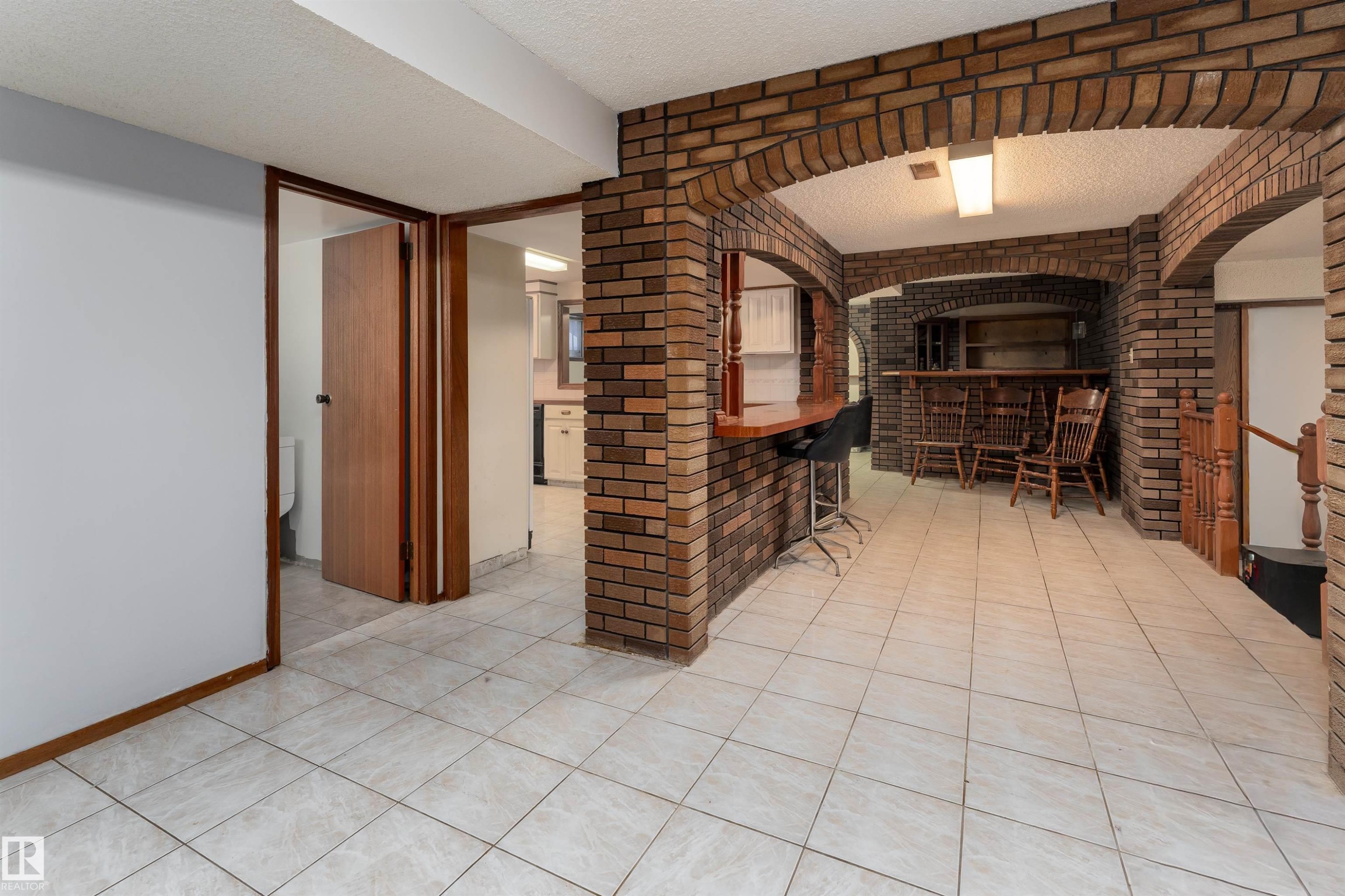 11020 171 Avenue, Edmonton, AB - Indoor Photo Showing Other Room