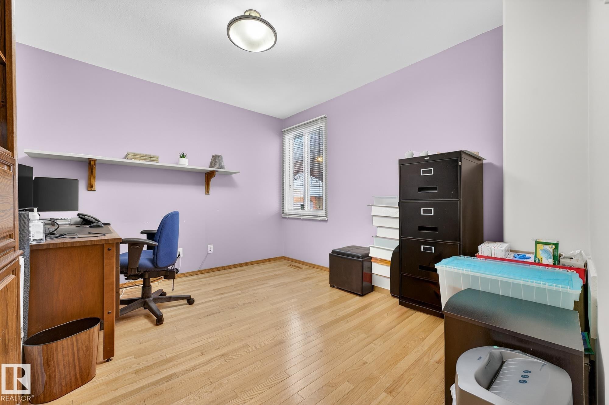 3455 Hill View Crescent, Edmonton, AB - Indoor