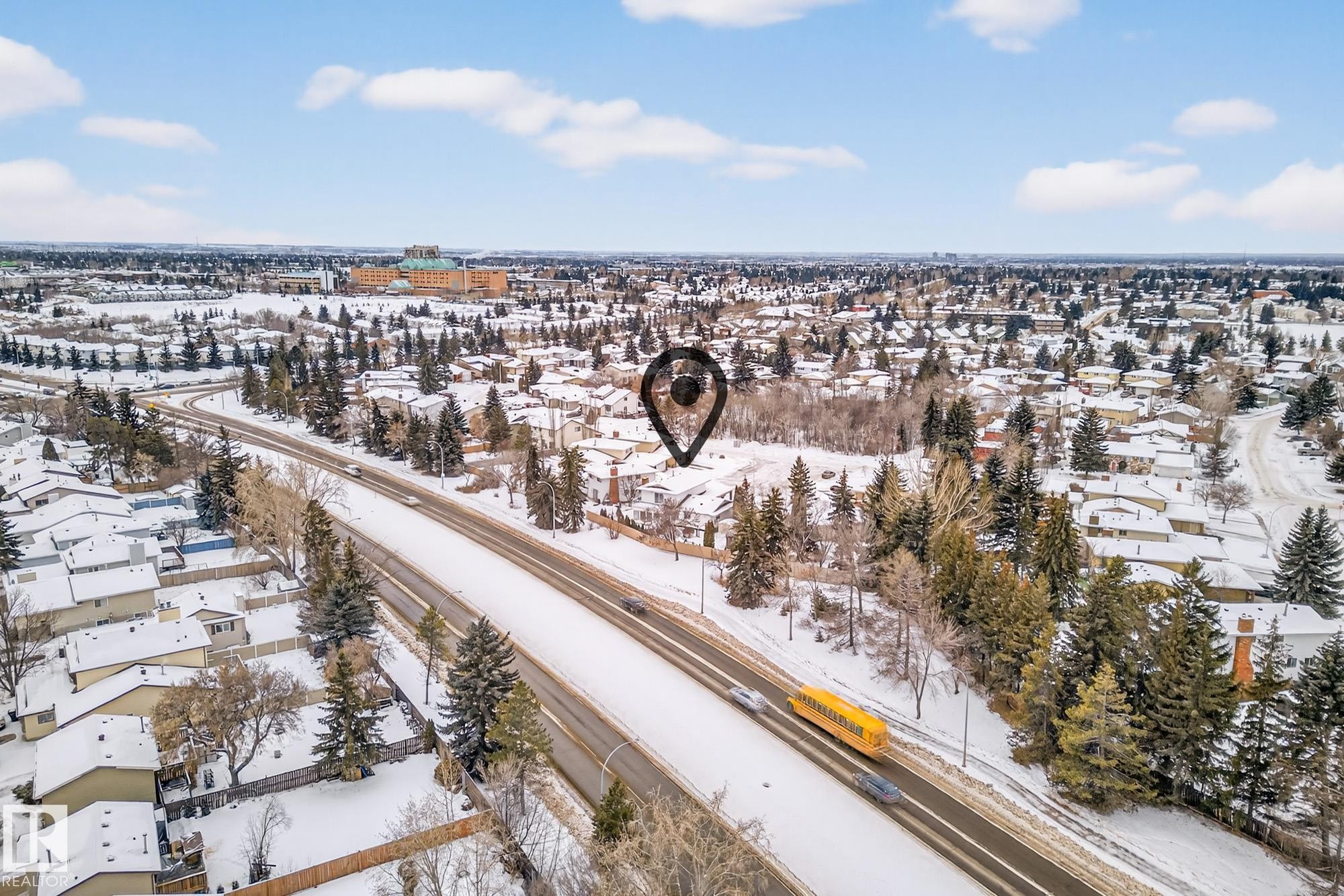 3455 Hill View Crescent, Edmonton, AB - Outdoor With View