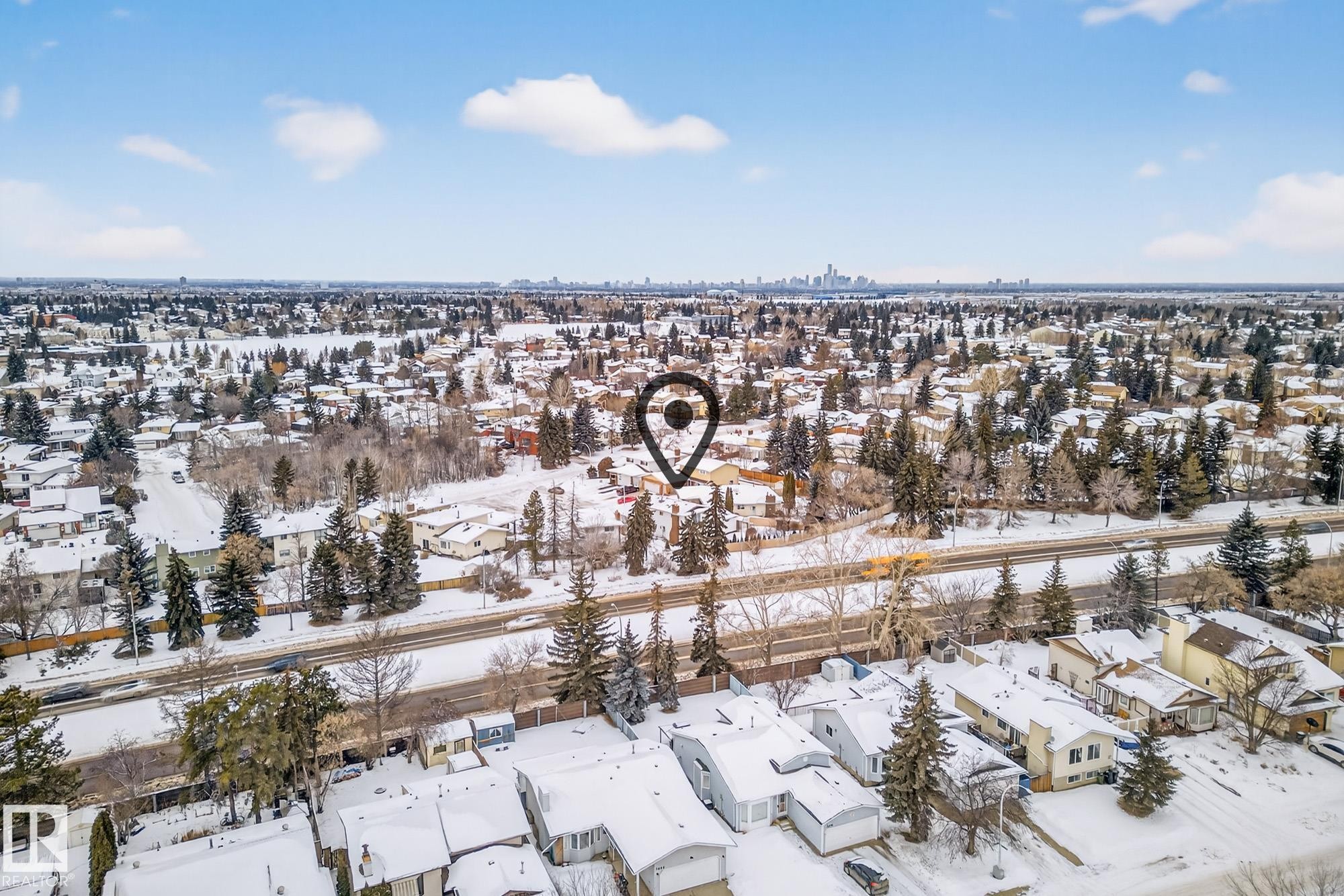 3455 Hill View Crescent, Edmonton, AB - Outdoor With View