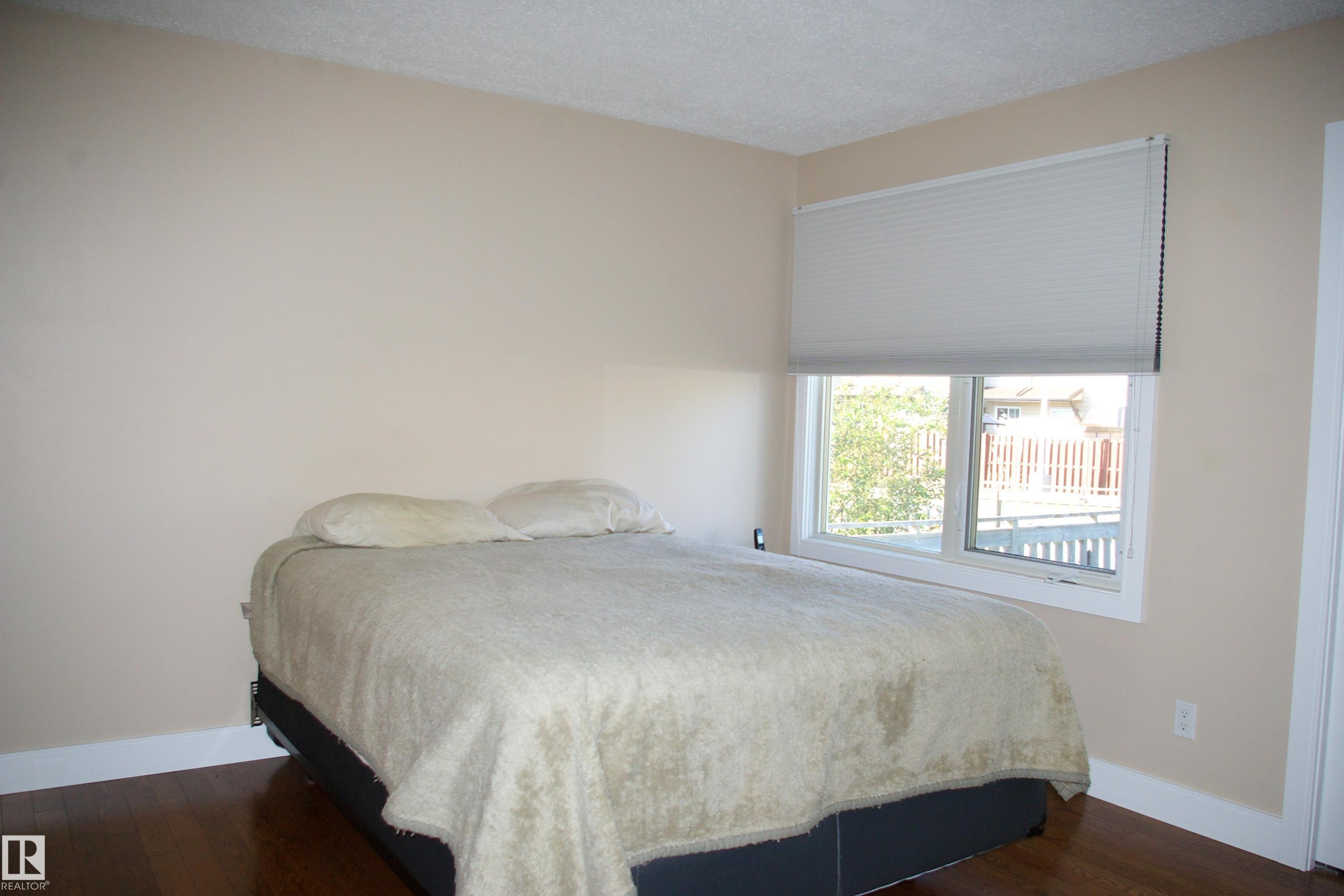 168 Warwick Road, Edmonton, AB - Indoor Photo Showing Bedroom