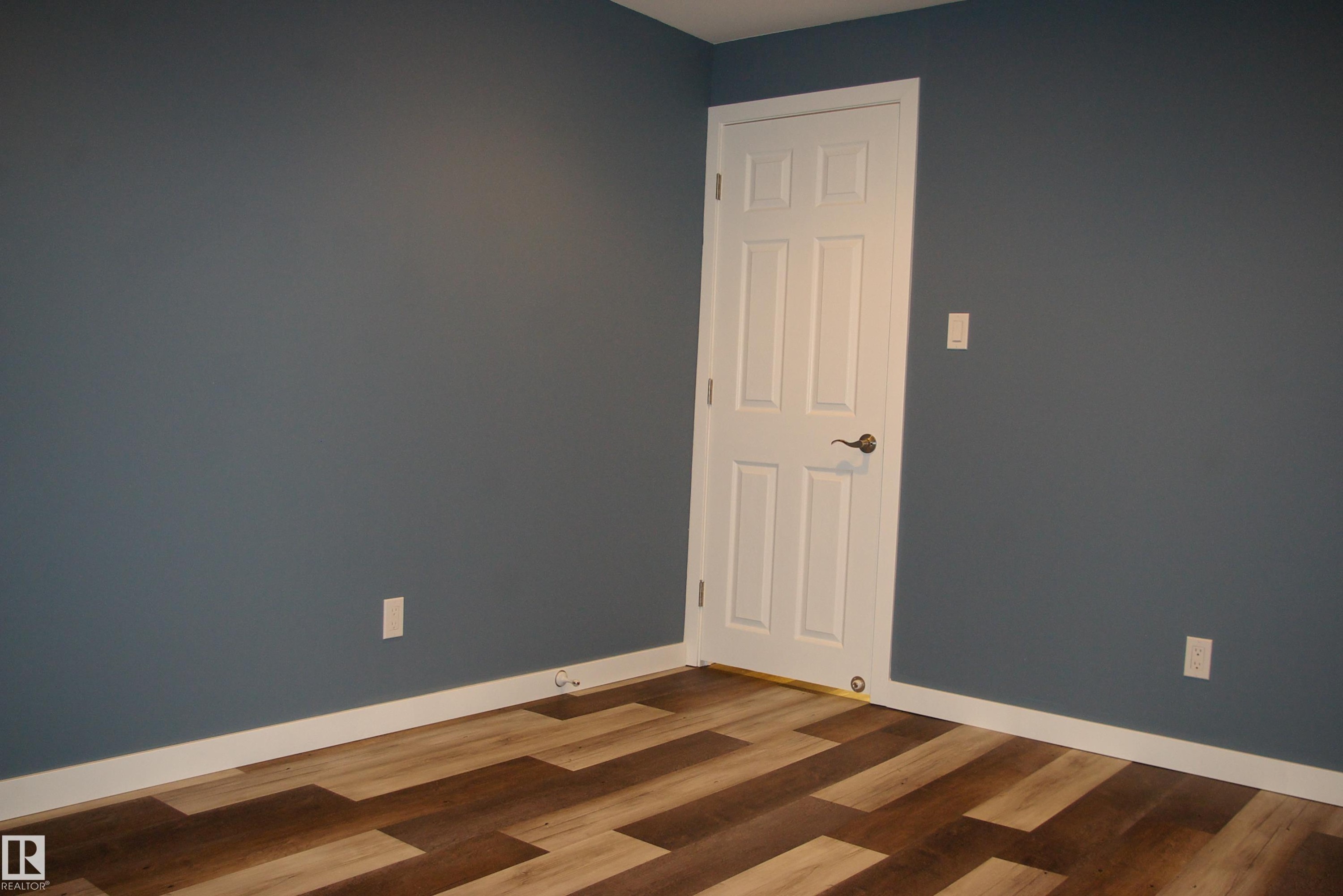 168 Warwick Road, Edmonton, AB - Indoor Photo Showing Other Room