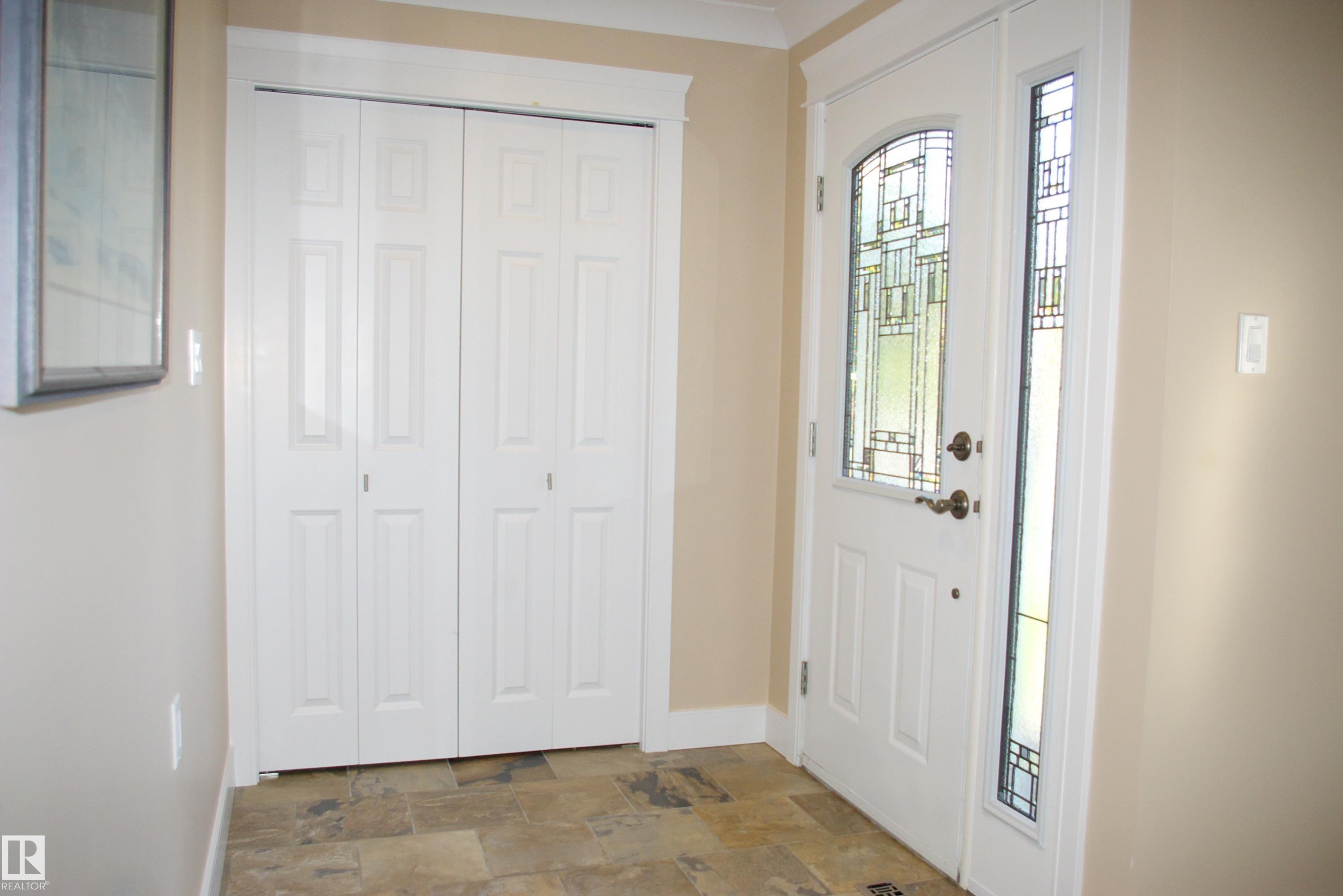 168 Warwick Road, Edmonton, AB - Indoor Photo Showing Other Room