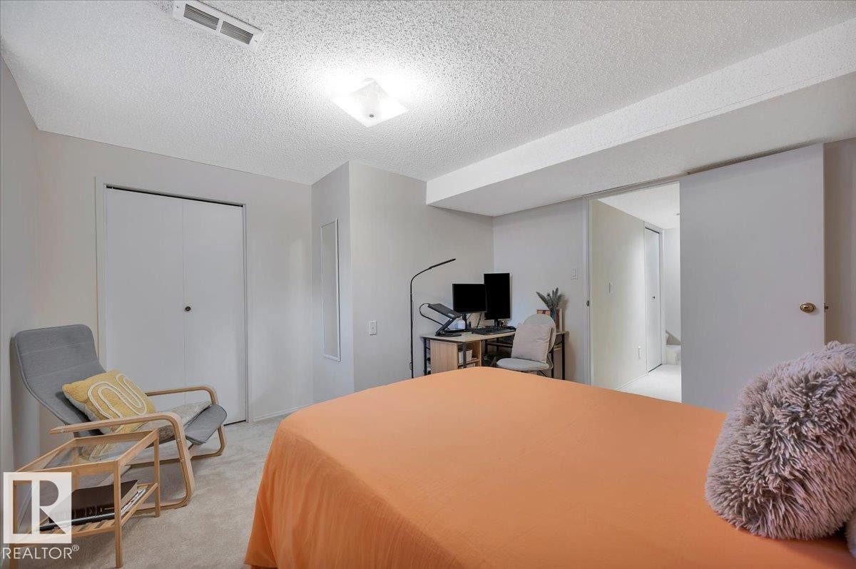 4240 38 Street Nw, Edmonton, AB - Indoor Photo Showing Bedroom