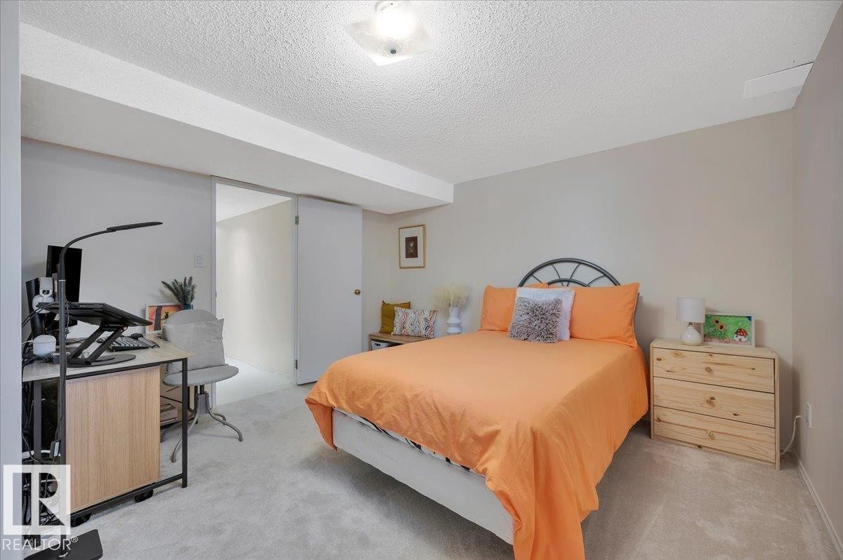 4240 38 Street Nw, Edmonton, AB - Indoor Photo Showing Bedroom