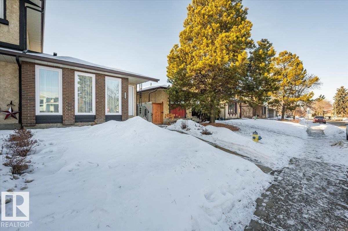 4240 38 Street Nw, Edmonton, AB - Outdoor