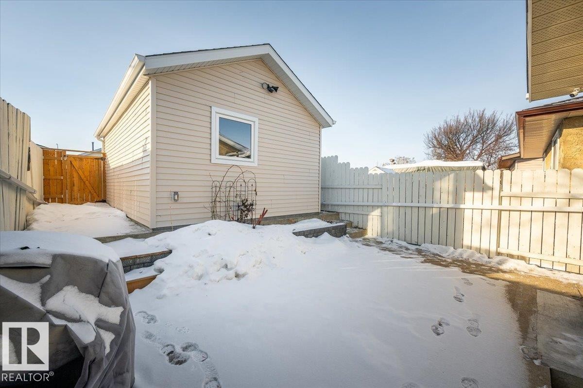 4240 38 Street Nw, Edmonton, AB - Outdoor With Exterior