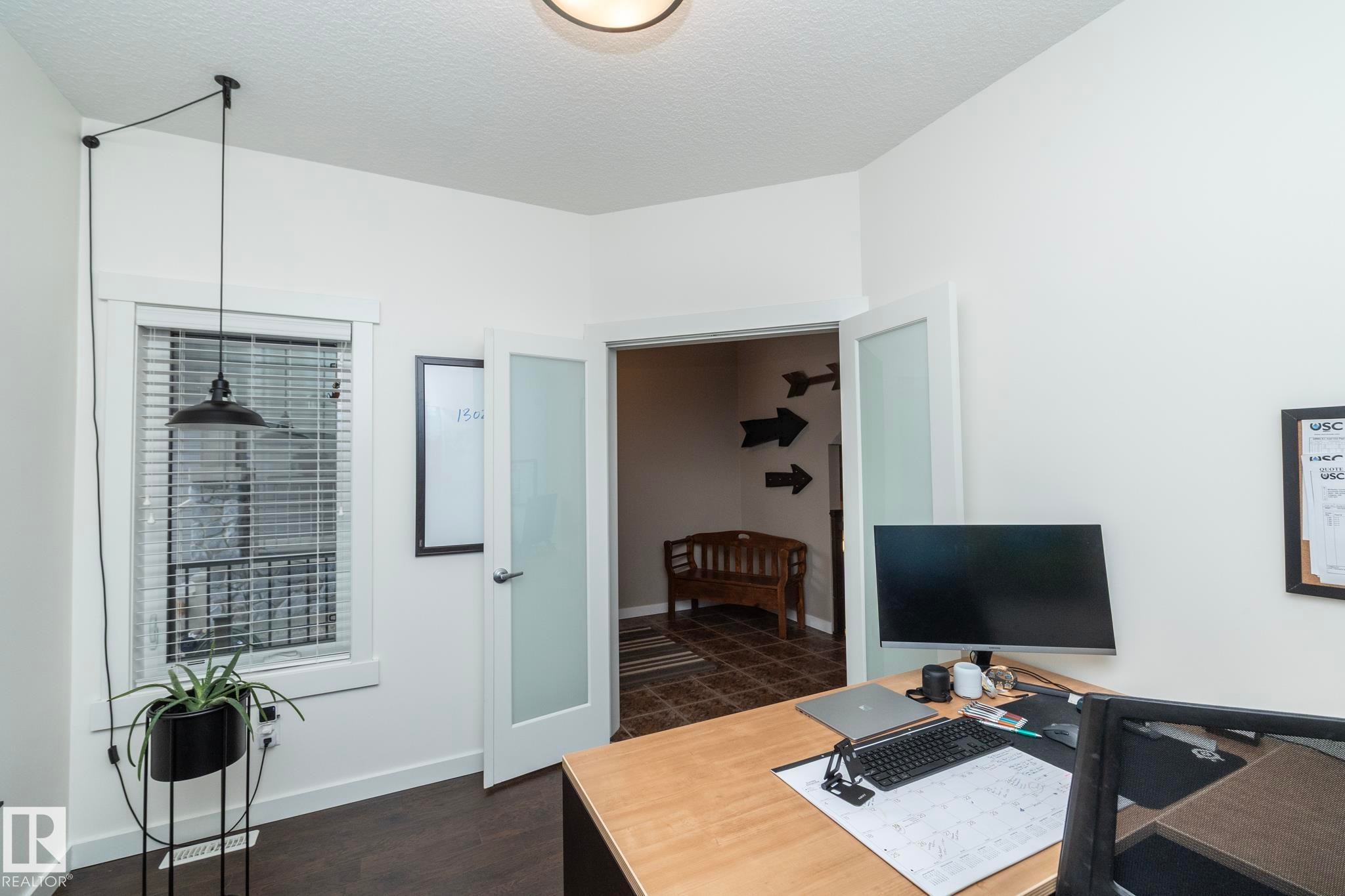 13020 207 Street, Edmonton, AB - Indoor Photo Showing Office