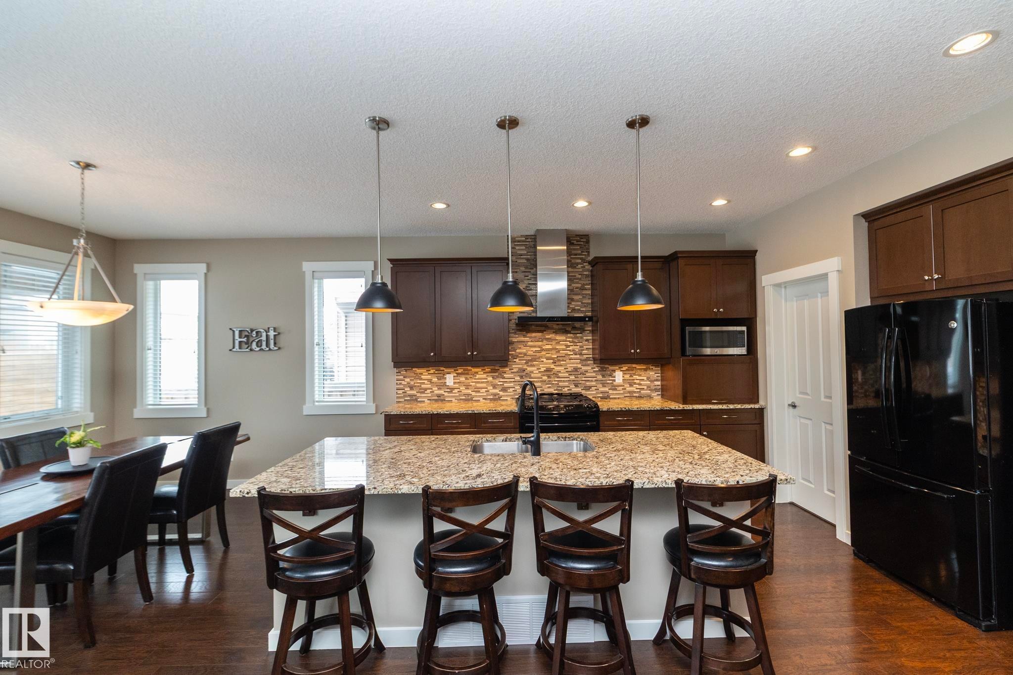 13020 207 Street, Edmonton, AB - Indoor