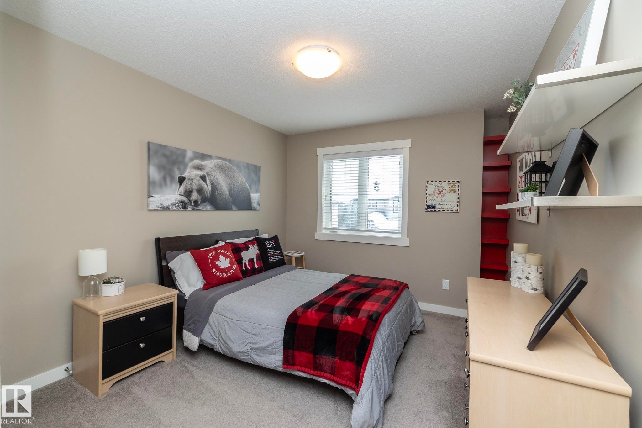 13020 207 Street, Edmonton, AB - Indoor Photo Showing Bedroom
