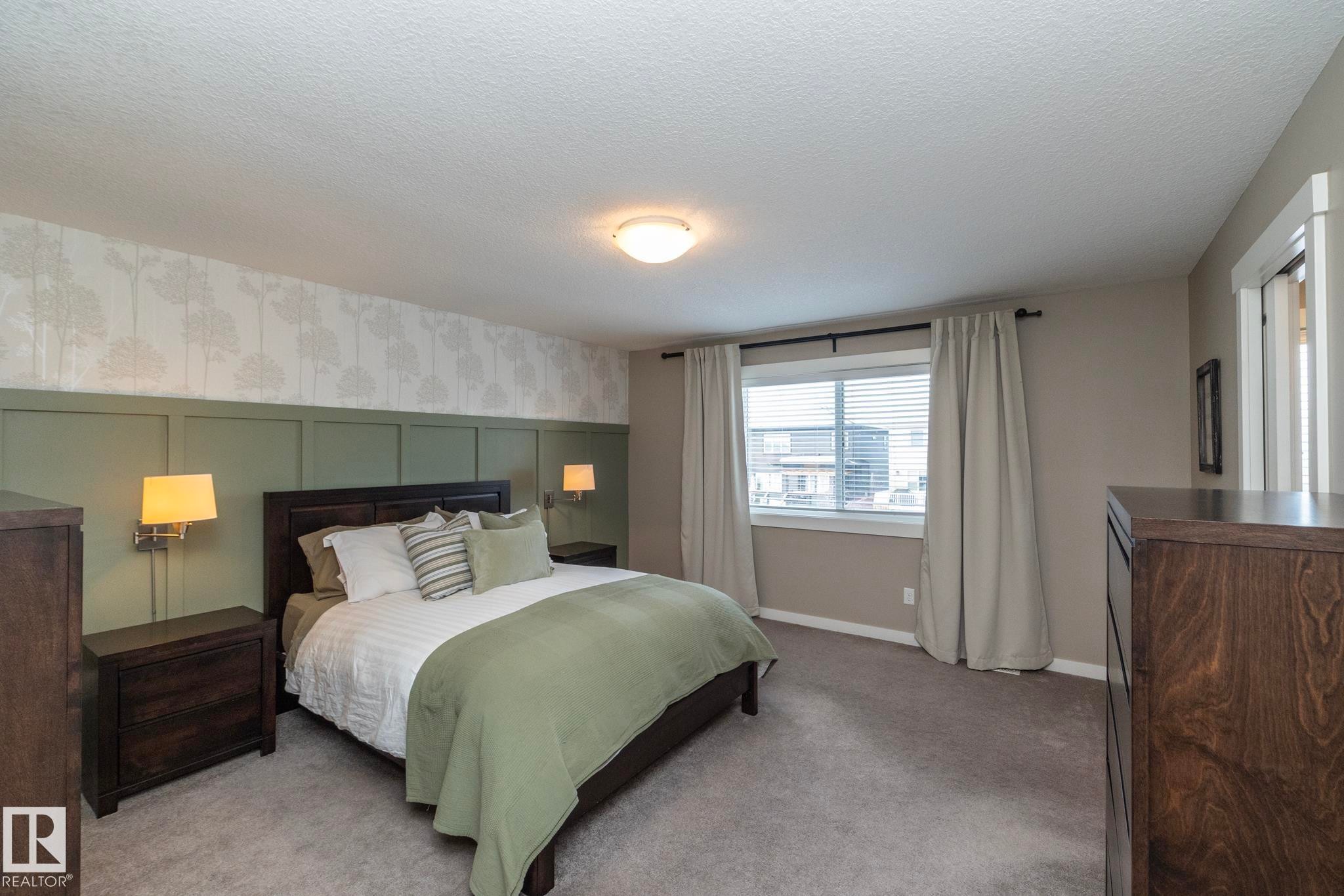 13020 207 Street, Edmonton, AB - Indoor Photo Showing Bedroom