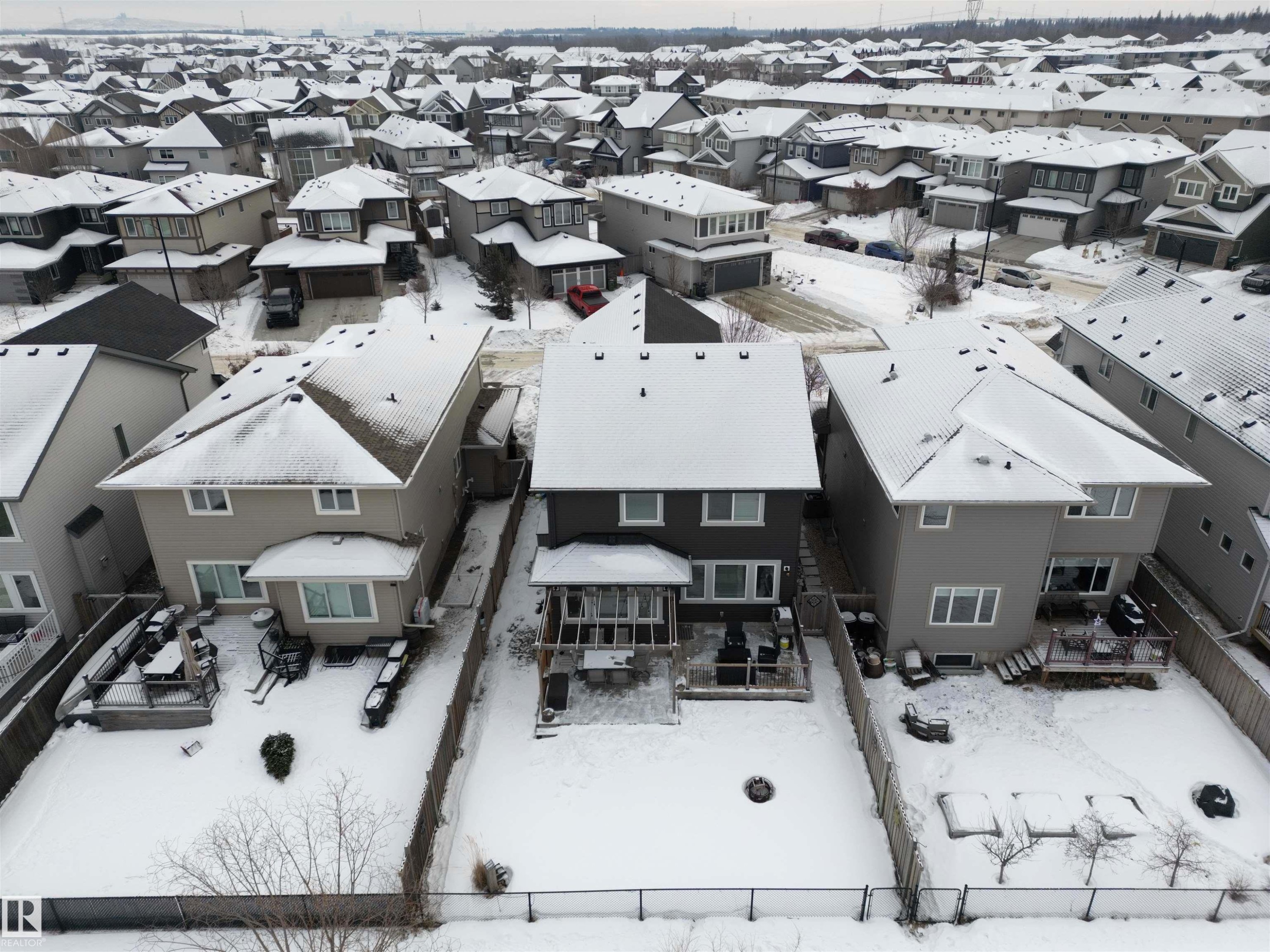 13020 207 Street, Edmonton, AB - Outdoor