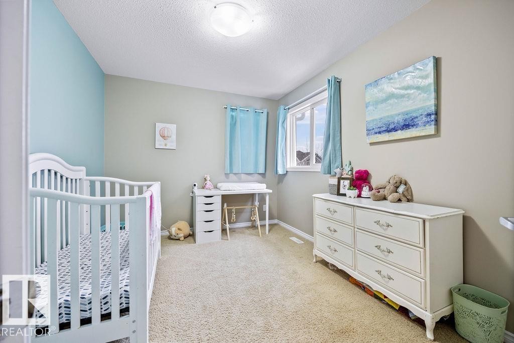 7931 22 Avenue, Edmonton, AB - Indoor Photo Showing Bedroom