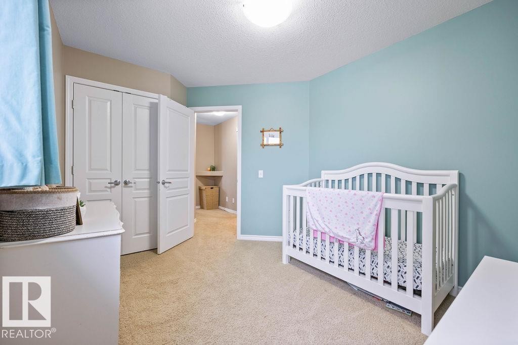 7931 22 Avenue, Edmonton, AB - Indoor Photo Showing Bedroom