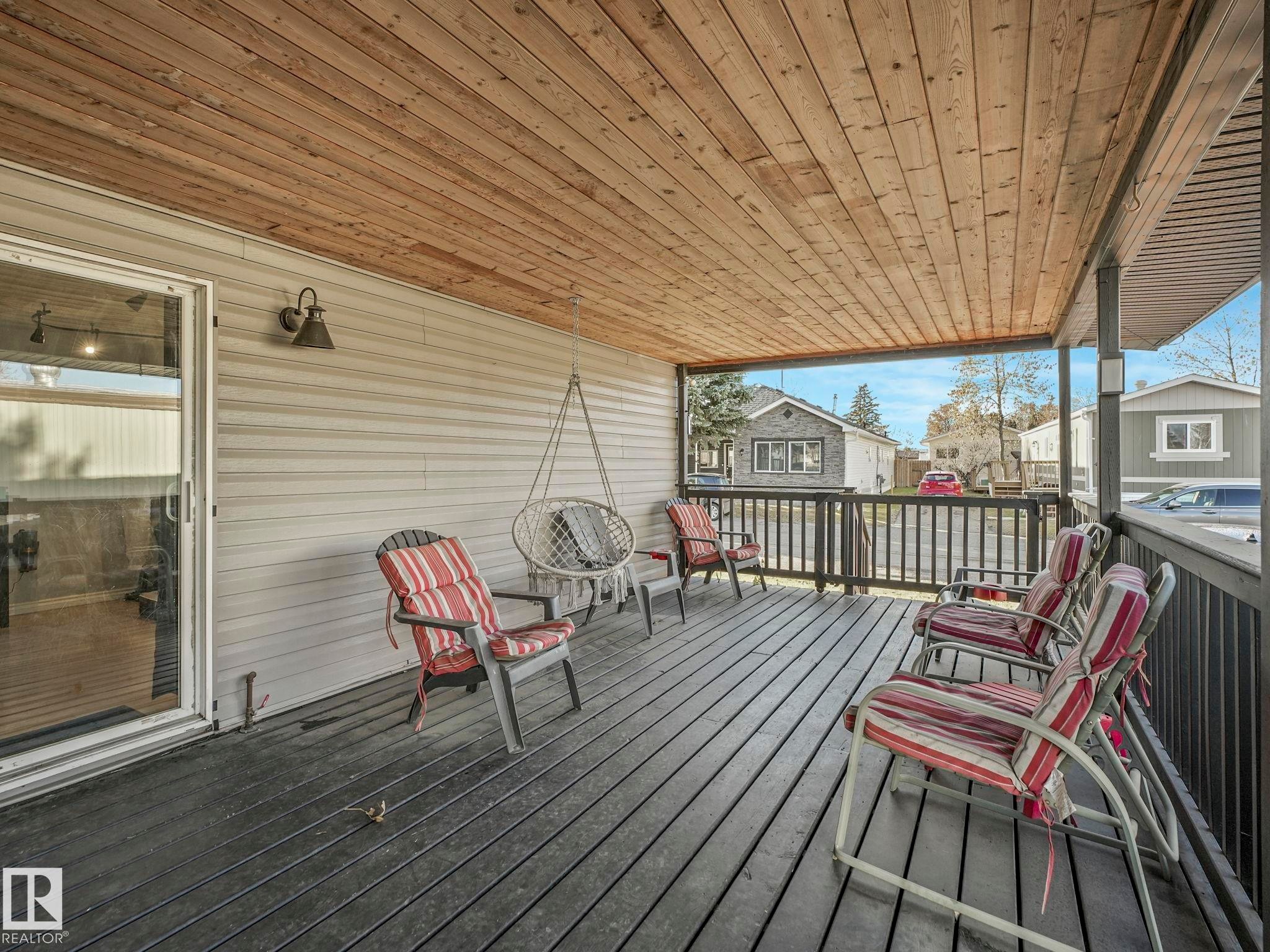 429 Westview Close, Edmonton, AB - Outdoor With Deck Patio Veranda With Exterior