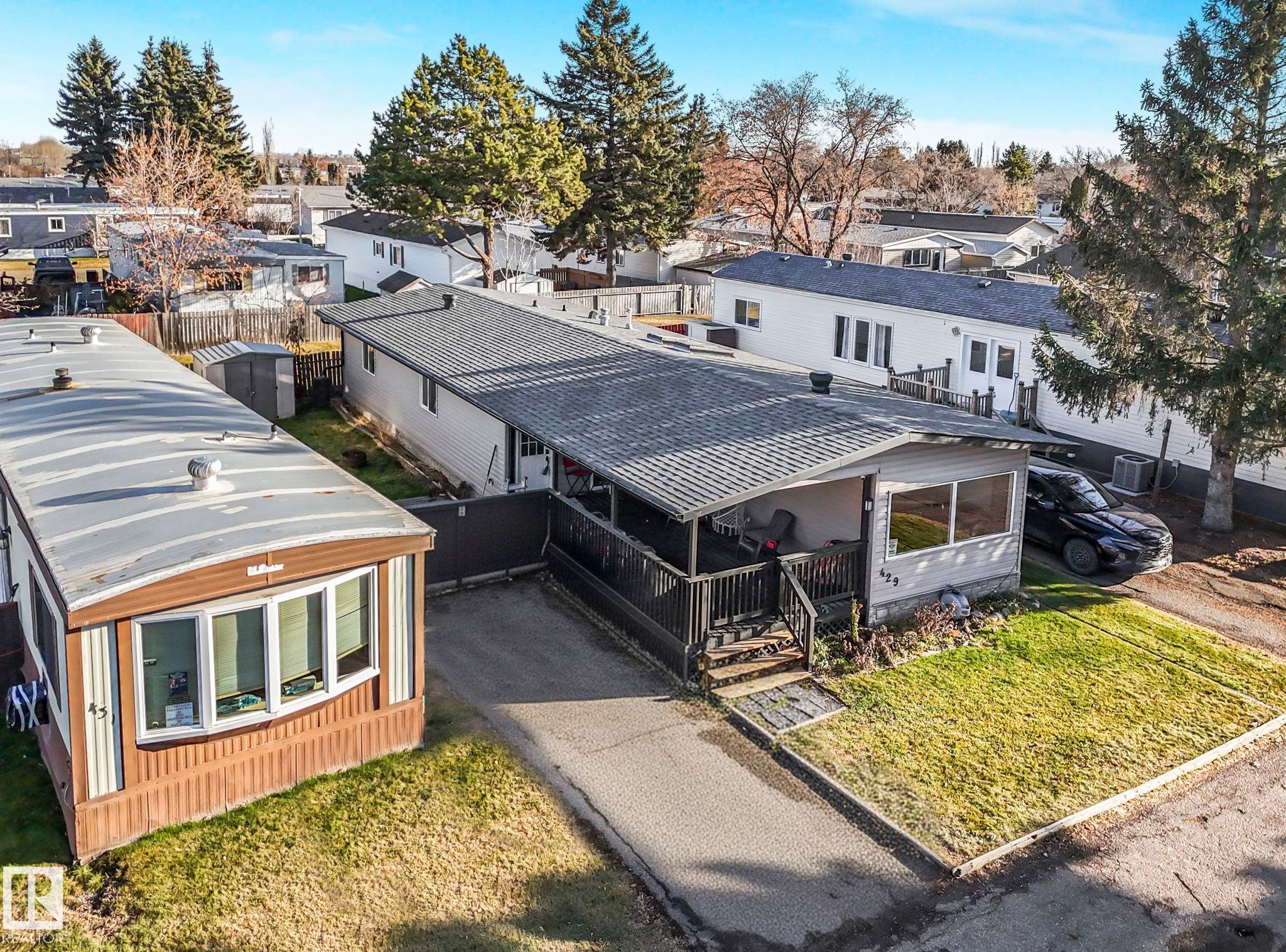 429 Westview Close, Edmonton, AB - Outdoor With Deck Patio Veranda