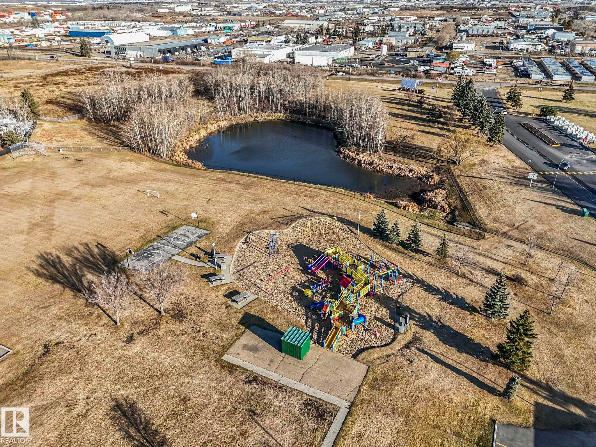 429 Westview Close, Edmonton, AB - Outdoor With View