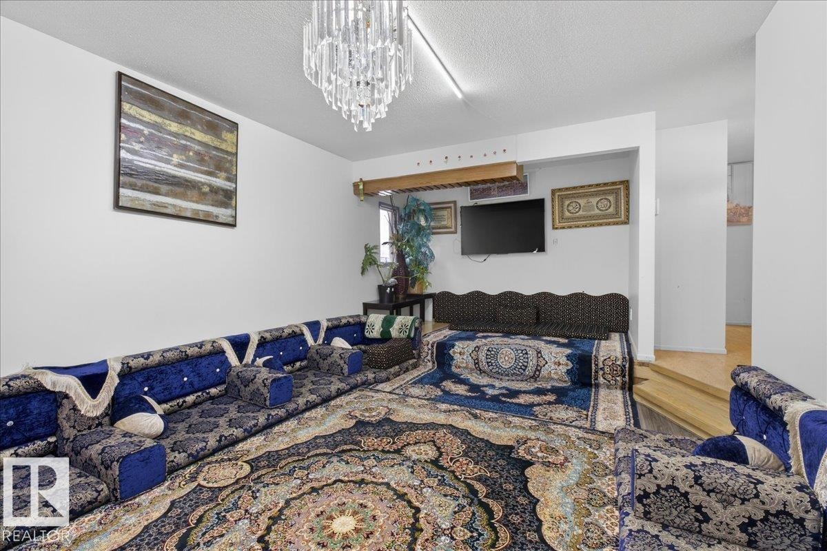 14920 95A Street, Edmonton, AB - Indoor