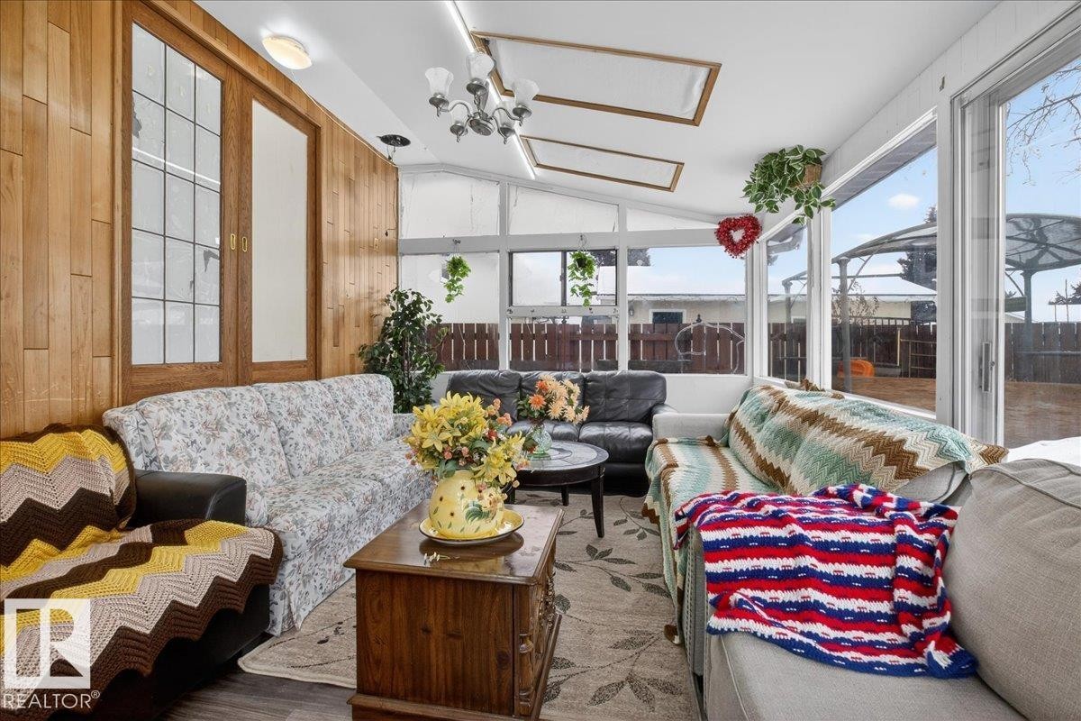 14920 95A Street, Edmonton, AB -