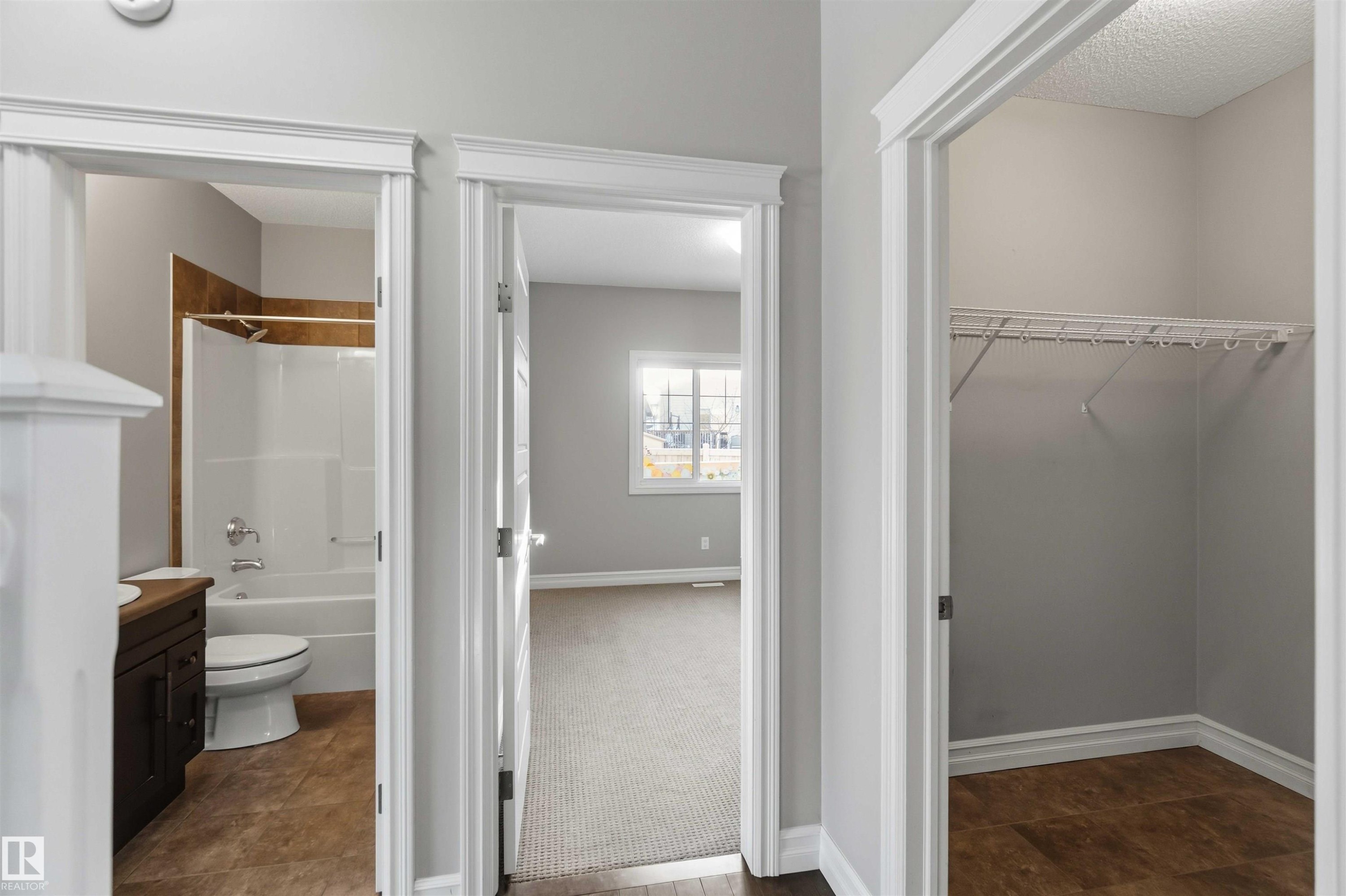 3683 8 Street, Edmonton, AB - Indoor Photo Showing Other Room