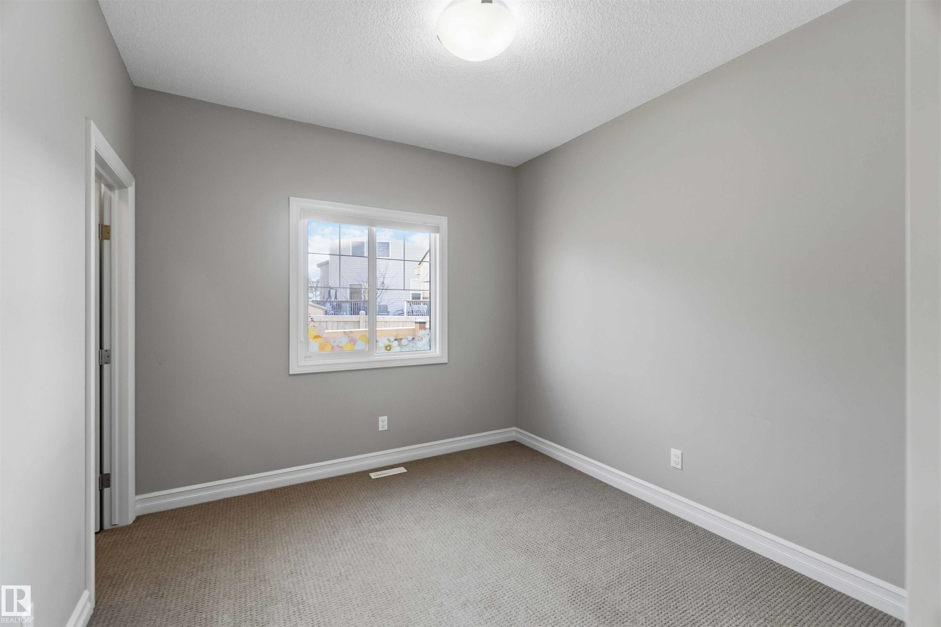 3683 8 Street, Edmonton, AB - Indoor Photo Showing Other Room