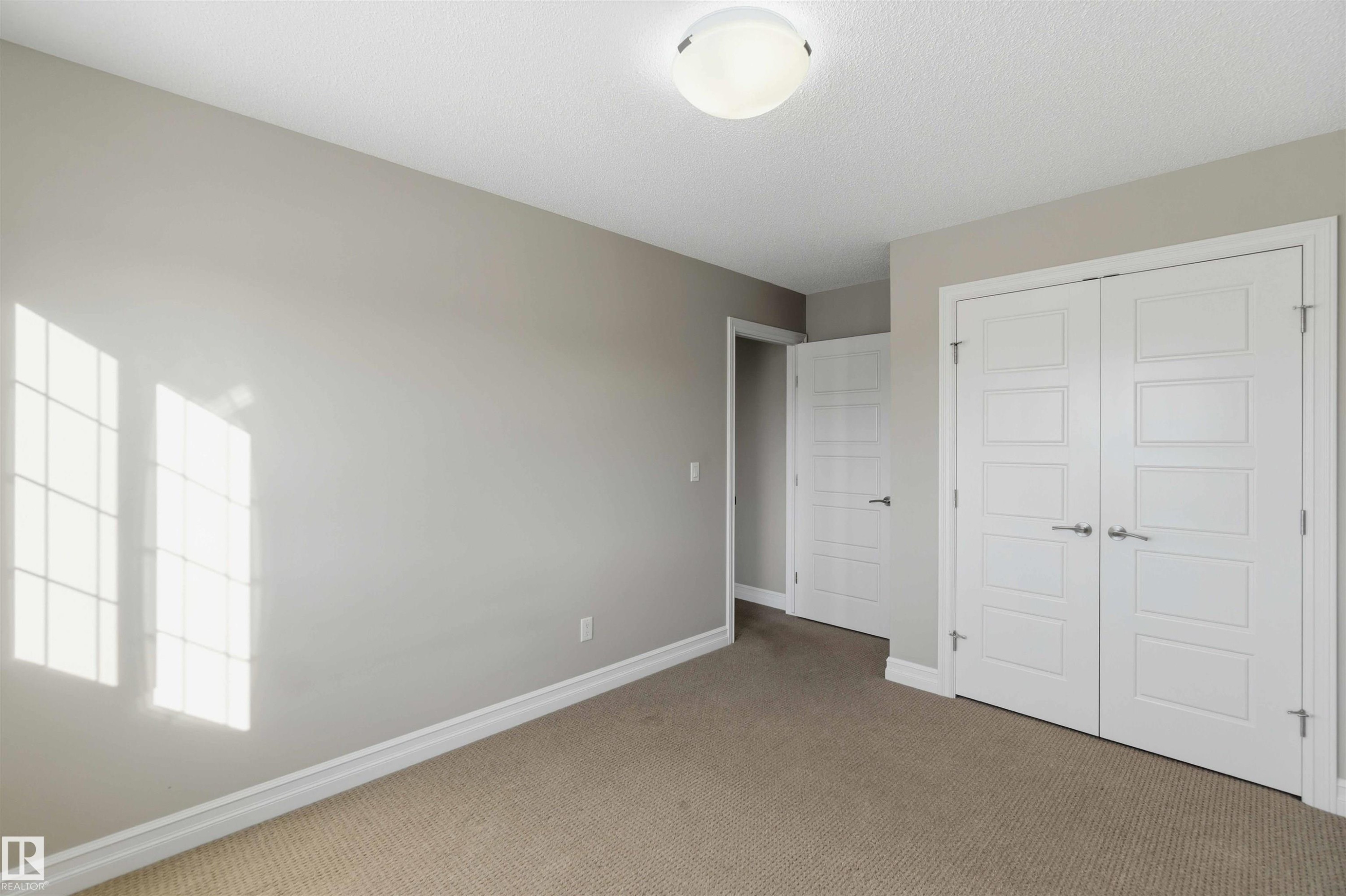 3683 8 Street, Edmonton, AB - Indoor Photo Showing Other Room