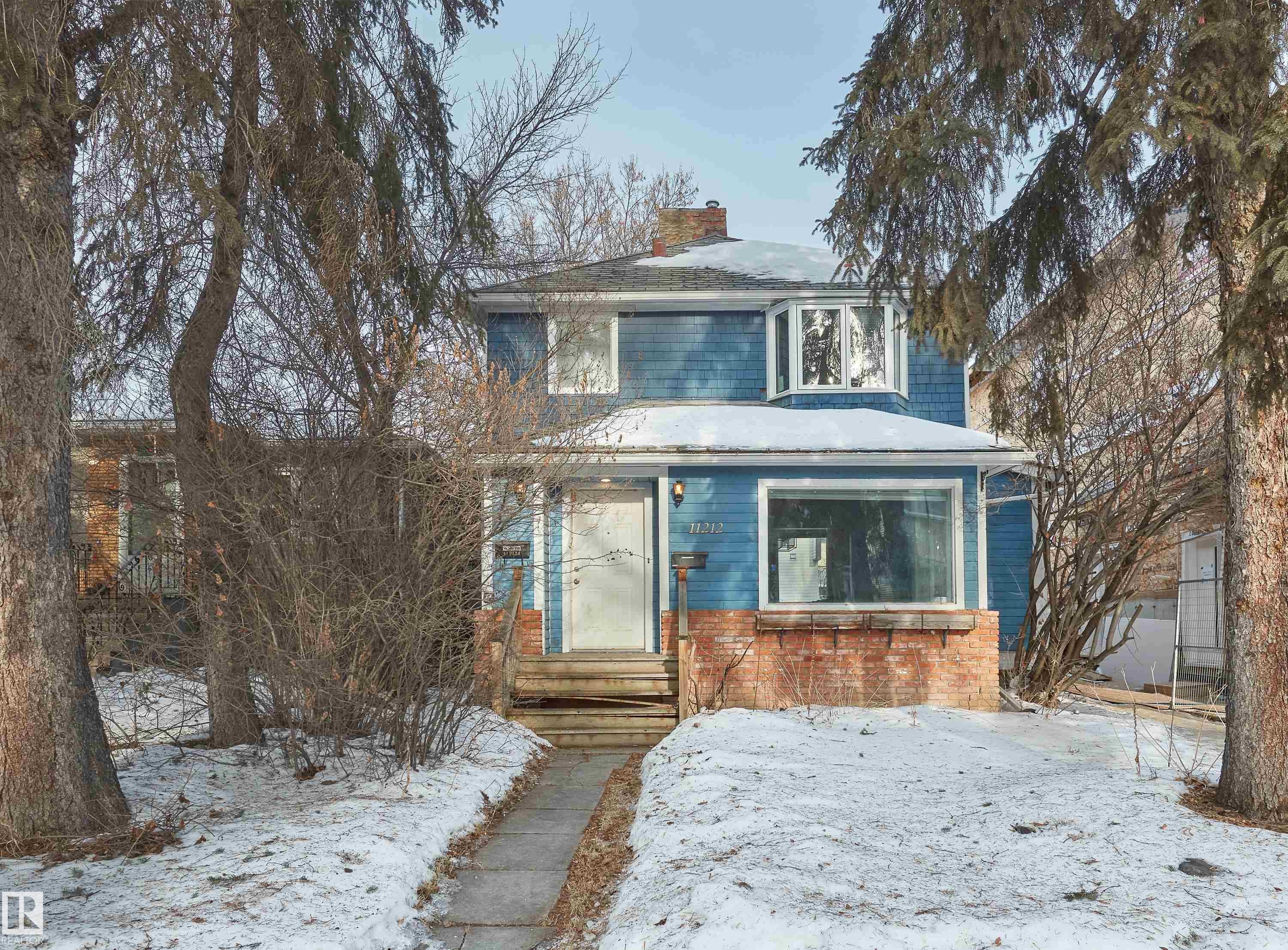 11212 75 Avenue, Edmonton, AB - Outdoor