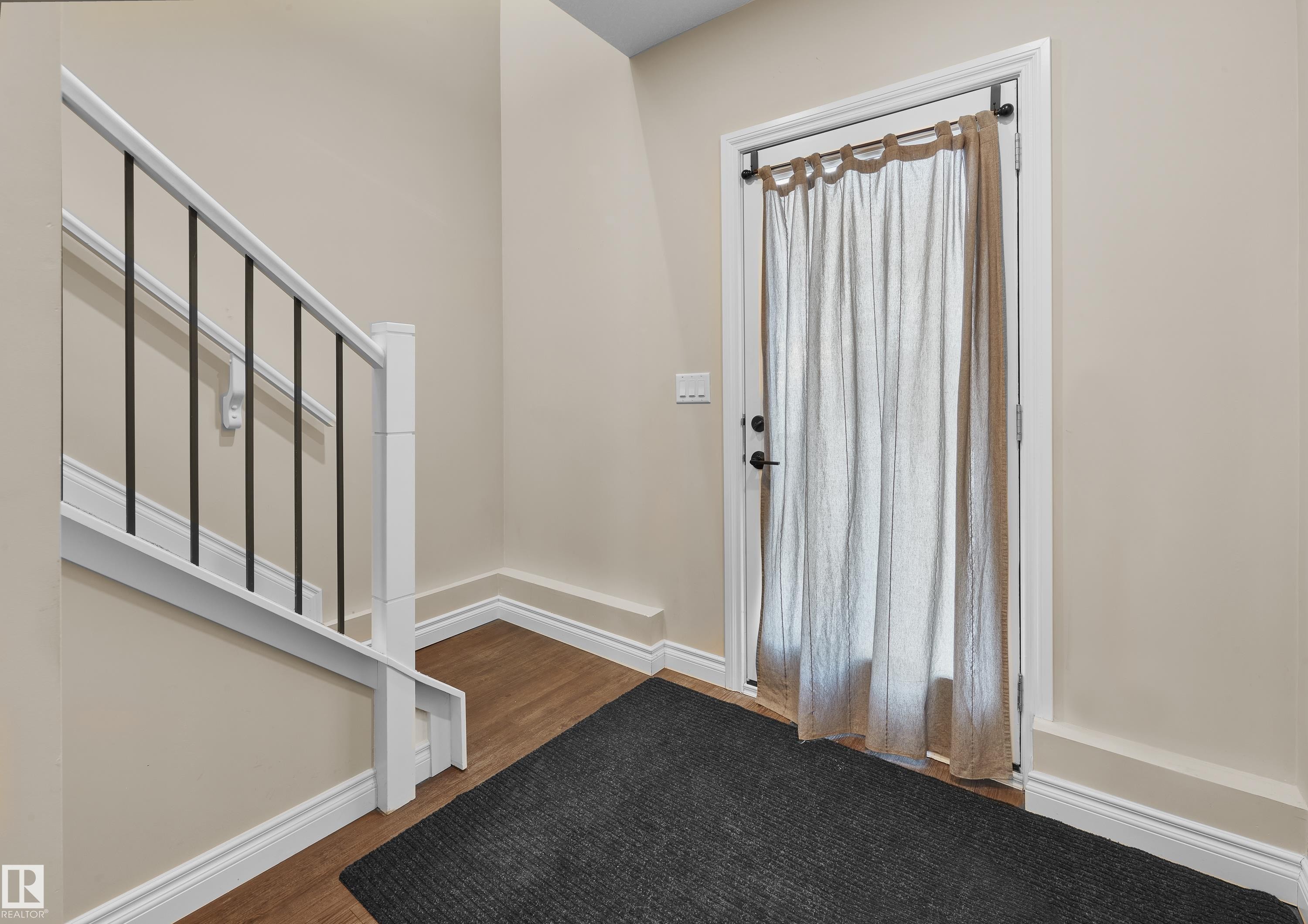 11212 75 Avenue, Edmonton, AB - Indoor Photo Showing Other Room