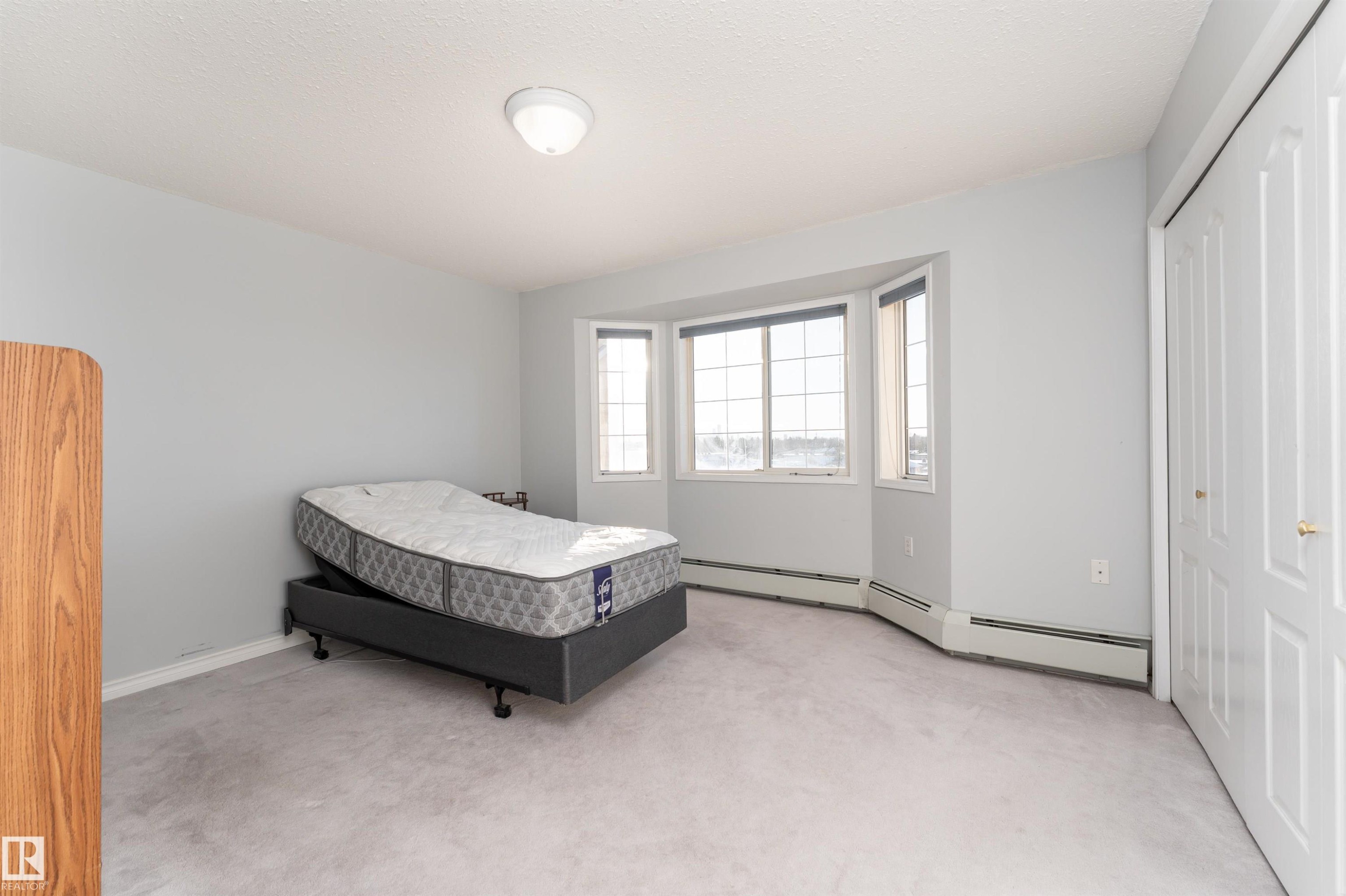454 13441 127 Street, Edmonton, AB - Indoor Photo Showing Bedroom