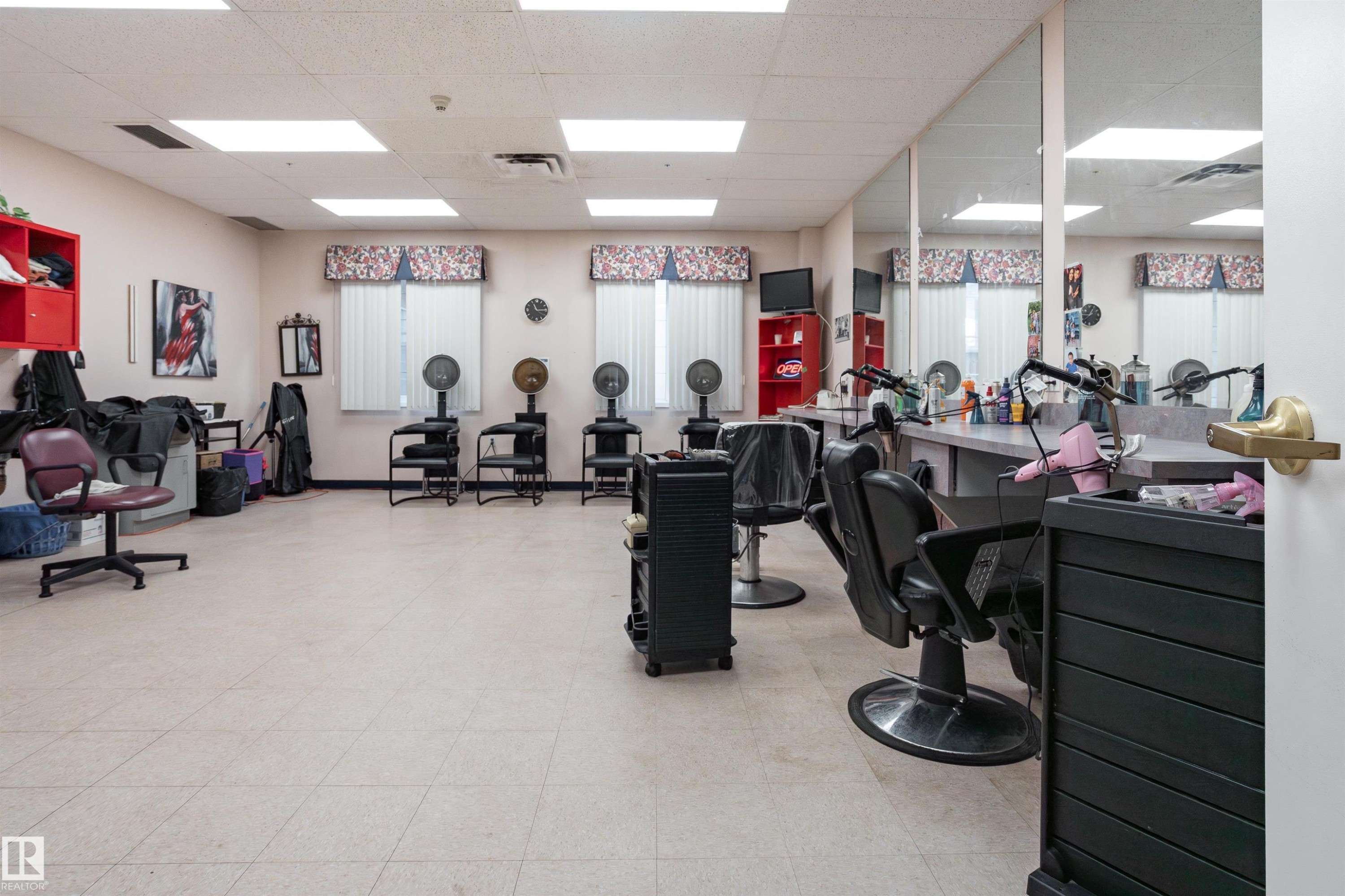 454 13441 127 Street, Edmonton, AB - Indoor Photo Showing Gym Room