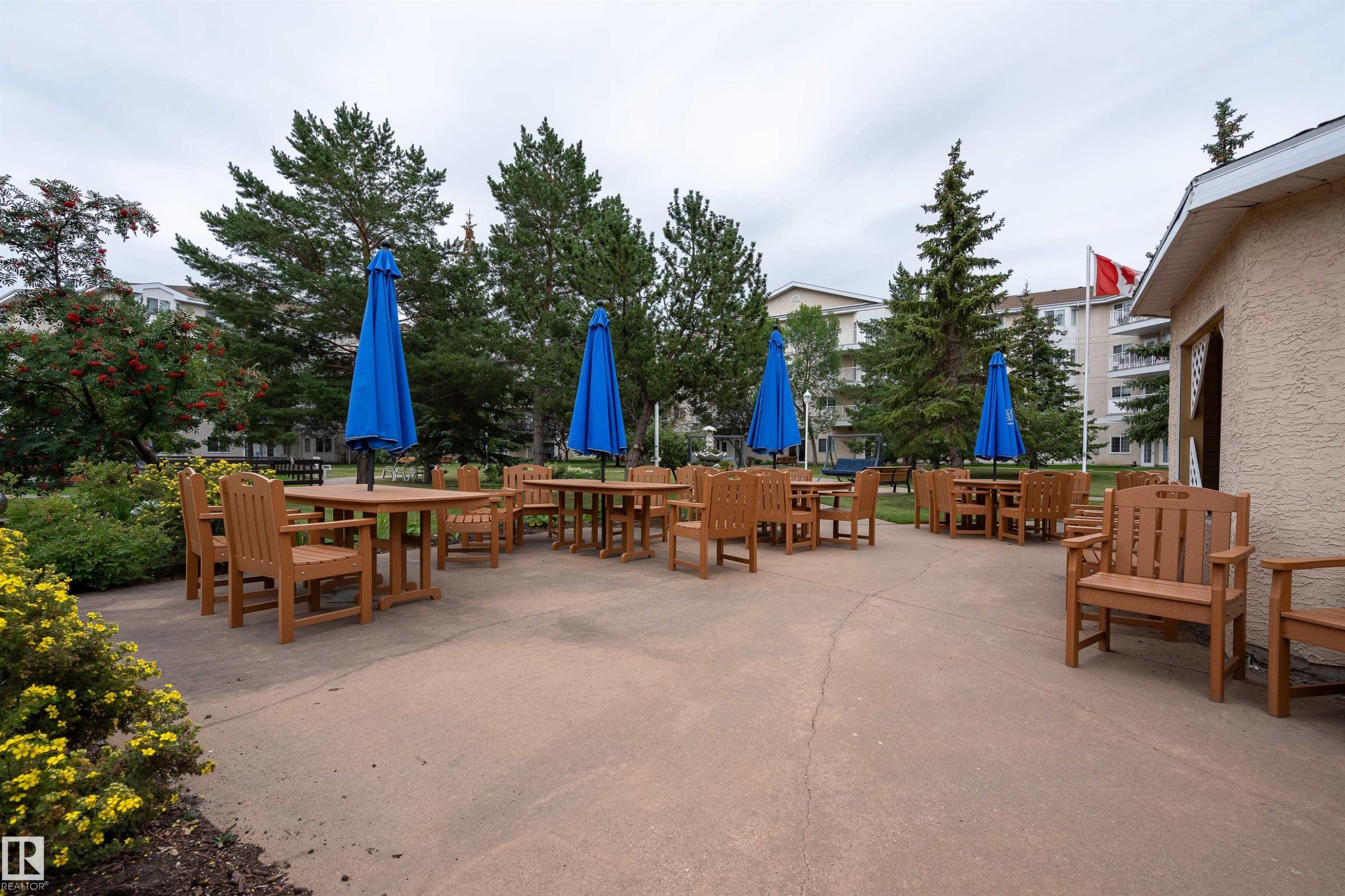 454 13441 127 Street, Edmonton, AB - Outdoor