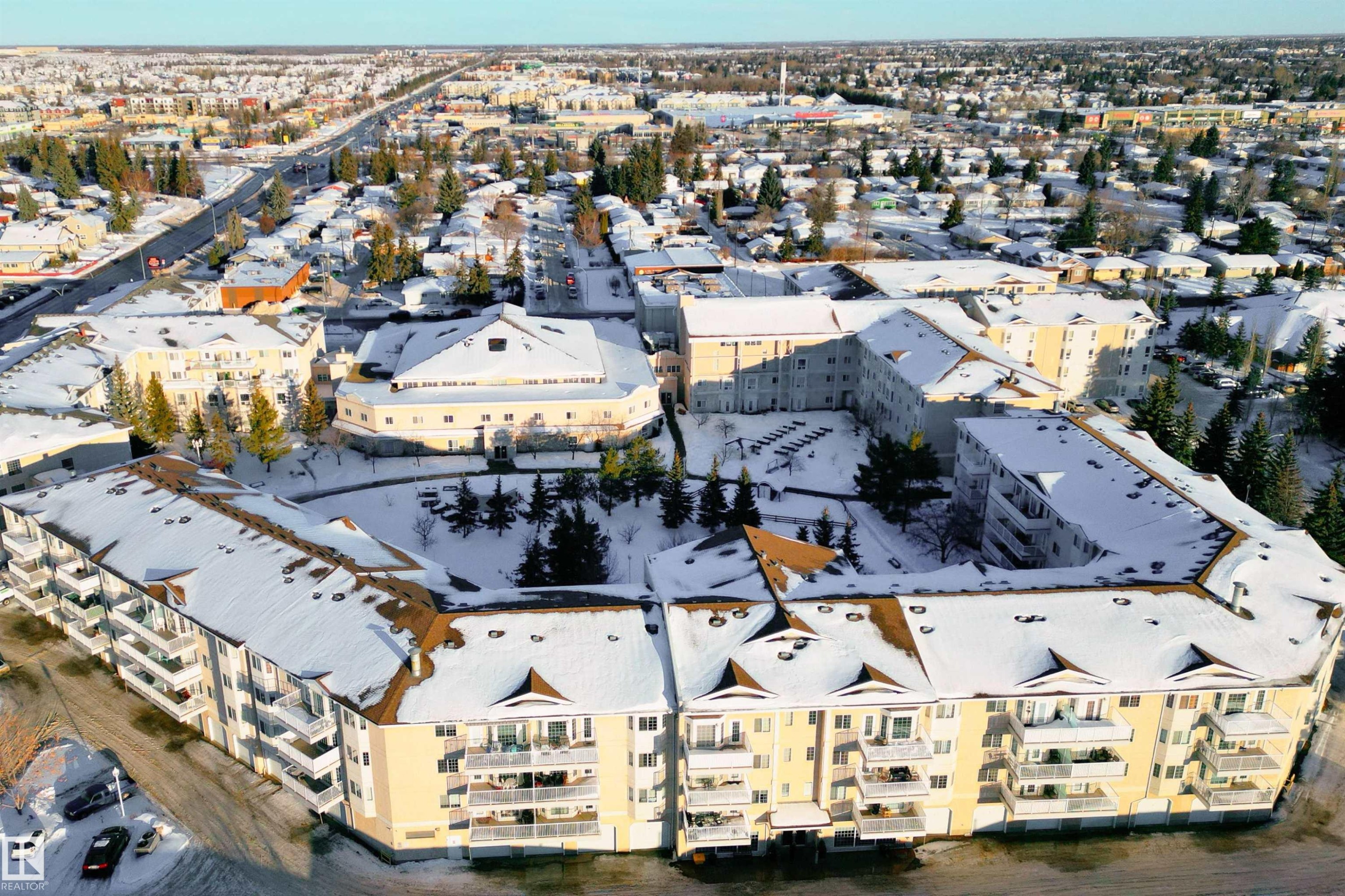 454 13441 127 Street, Edmonton, AB - Outdoor With View