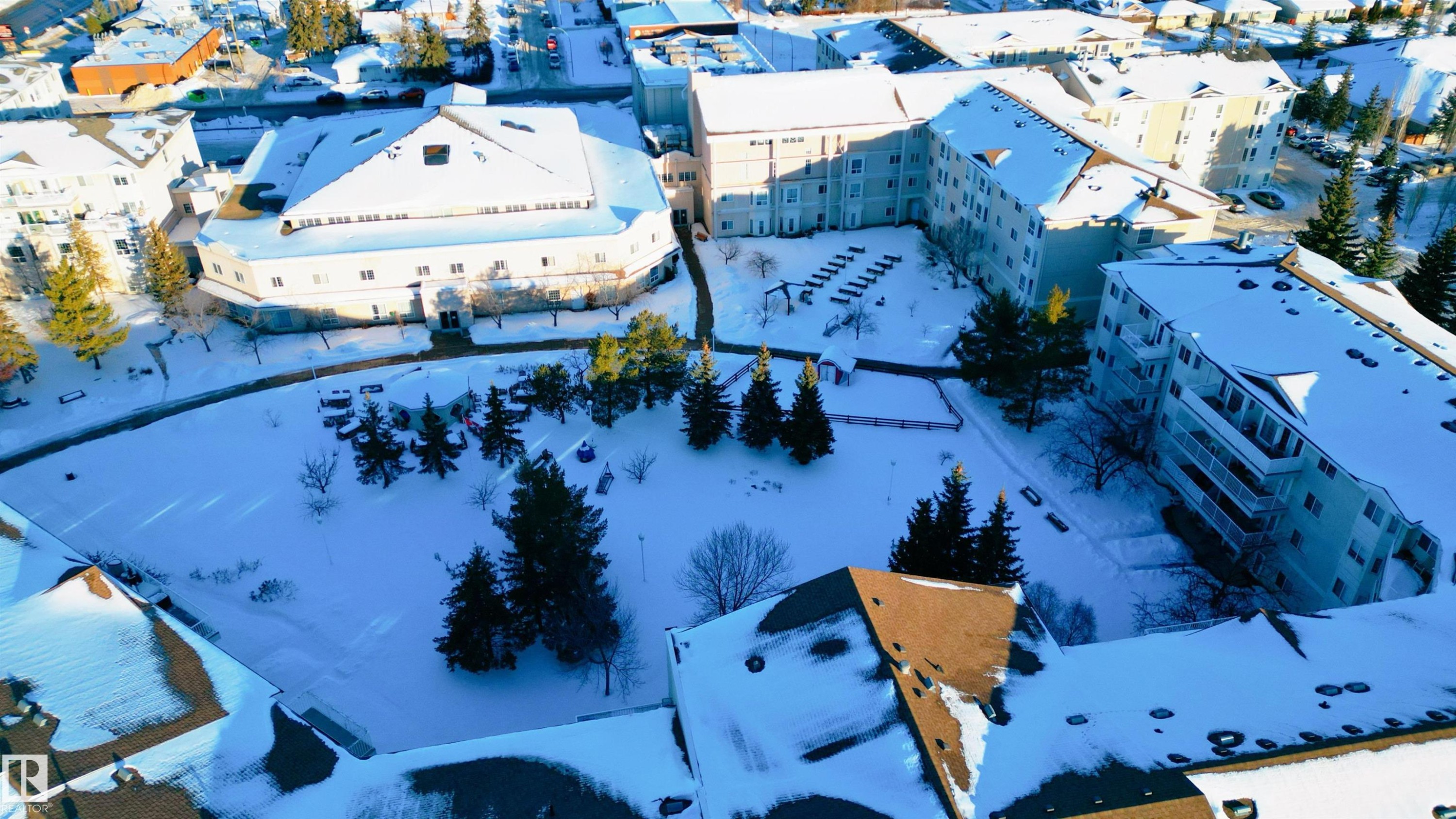 454 13441 127 Street, Edmonton, AB - Outdoor With View