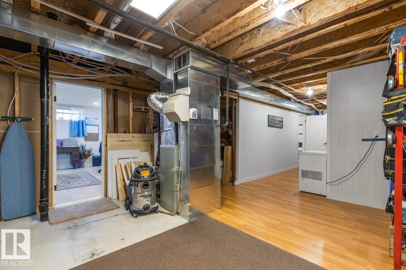 9 1850 Mill Woods Road E, Edmonton, AB - Indoor Photo Showing Basement