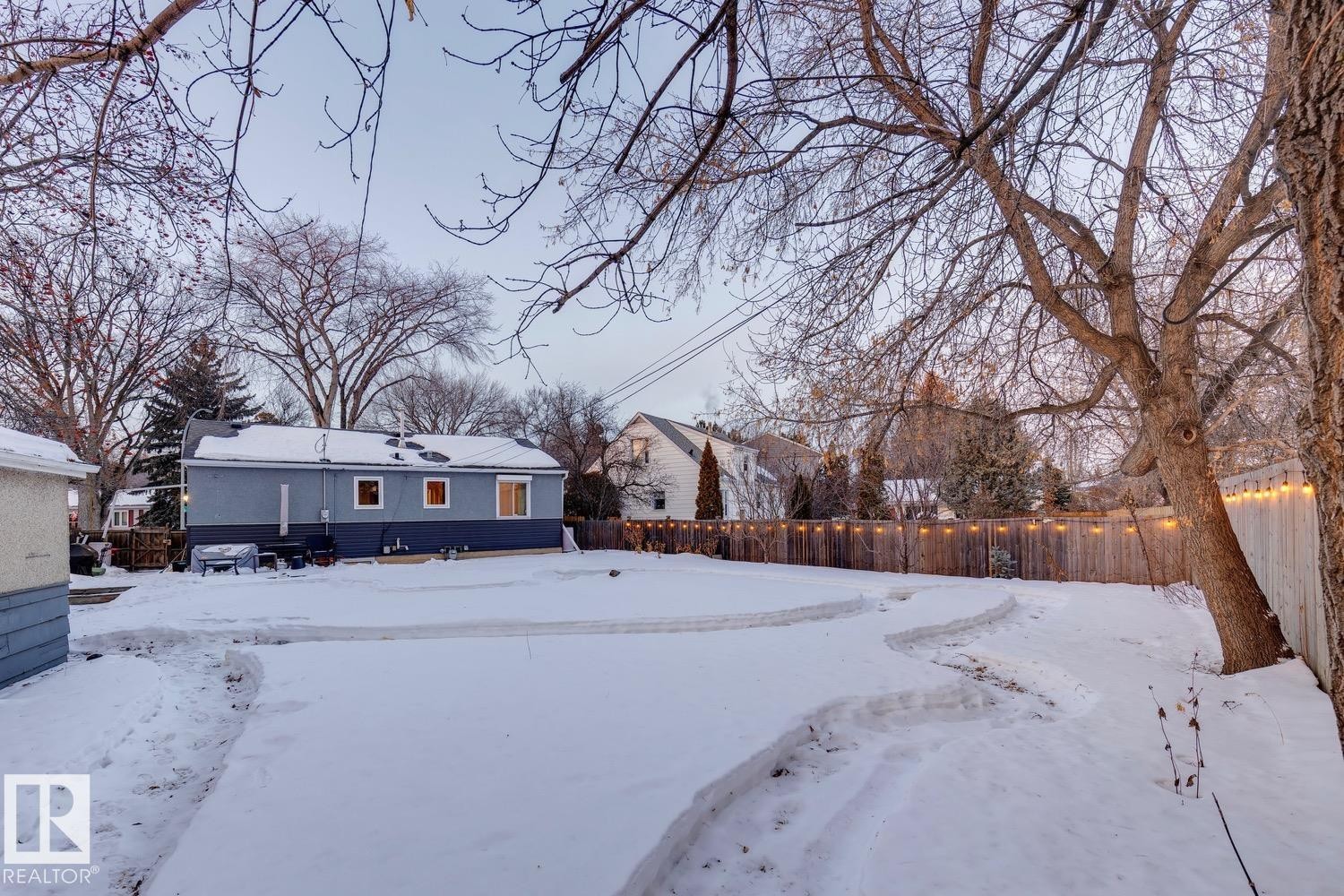 7601 91 Avenue, Edmonton, AB - Outdoor