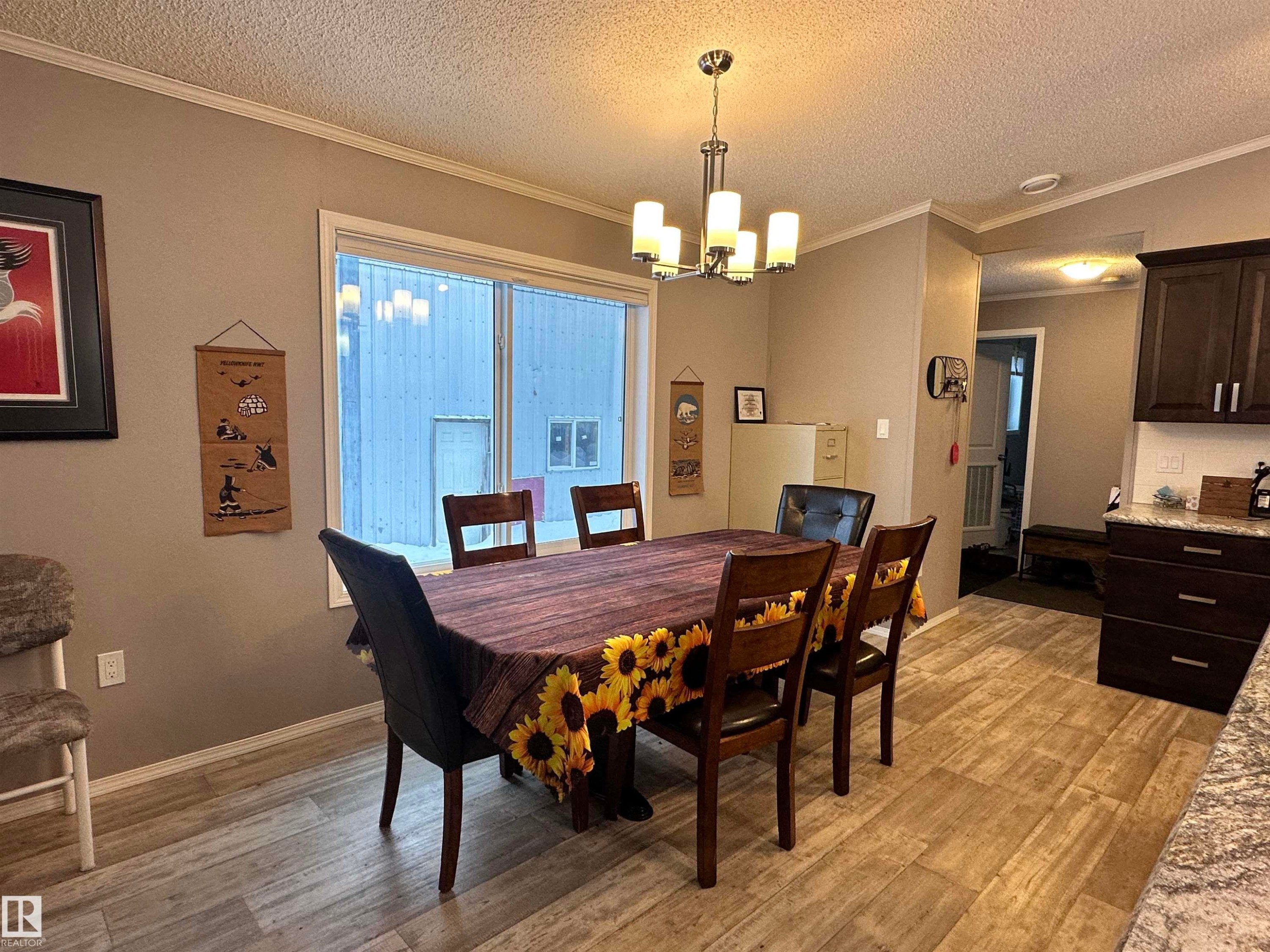 61211 Rge Road 265, Rural Westlock County, AB - Indoor Photo Showing Dining Room
