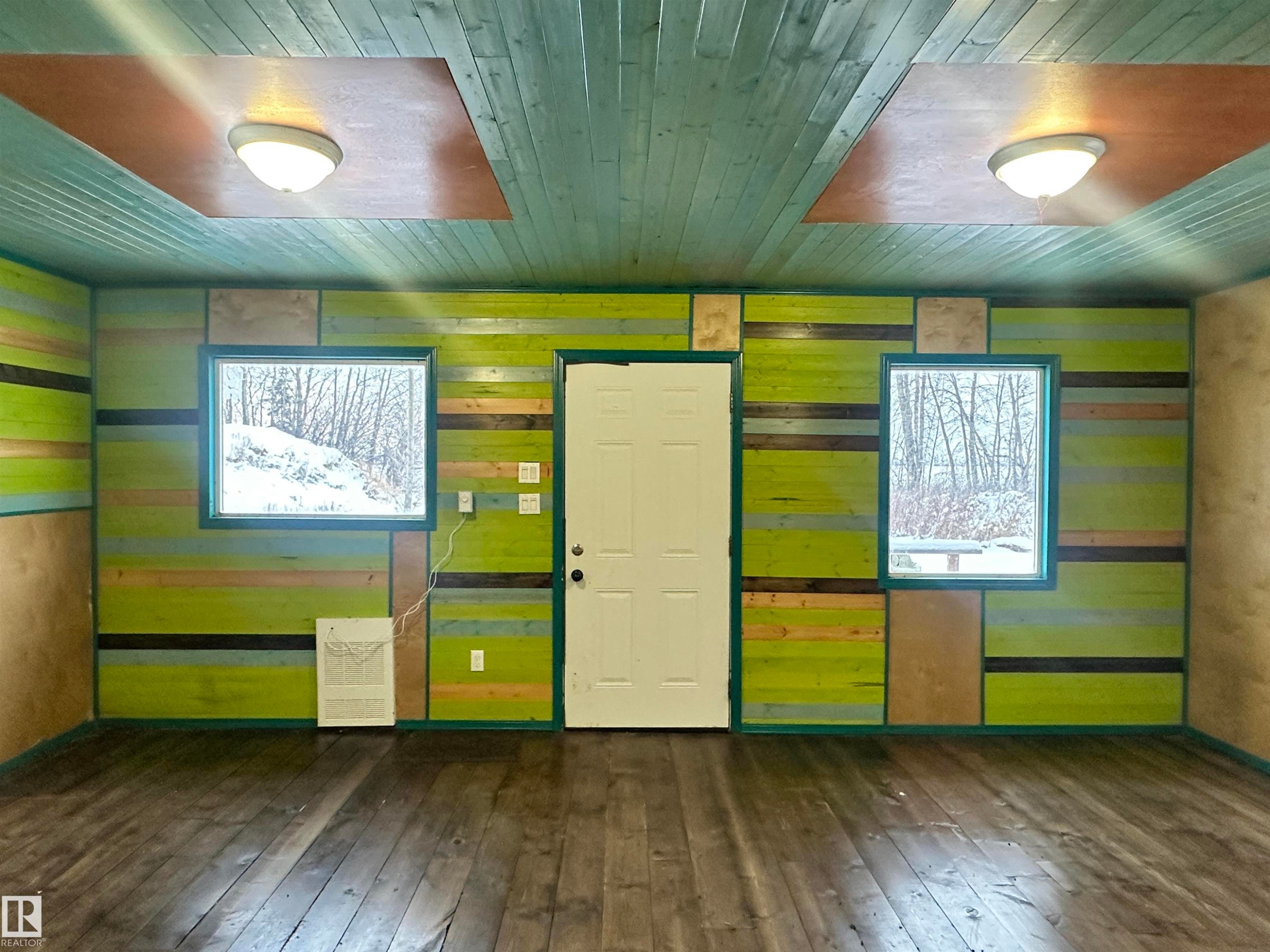 61211 Rge Road 265, Rural Westlock County, AB - Indoor