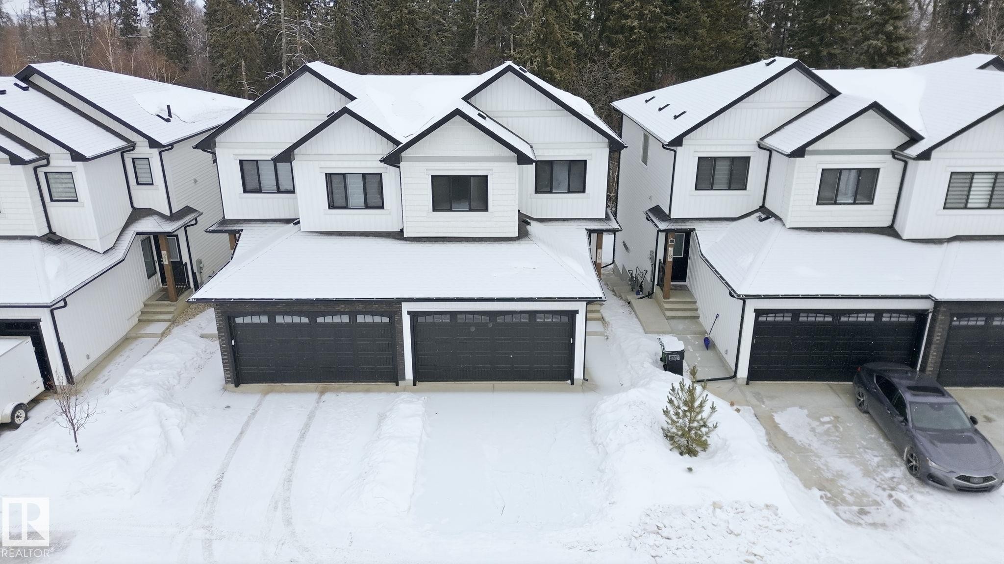 19 5122 213A Street, Edmonton, AB - Outdoor With Facade