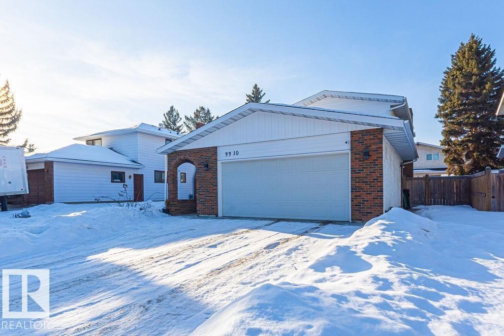 3310 113A Street, Edmonton, AB - Outdoor